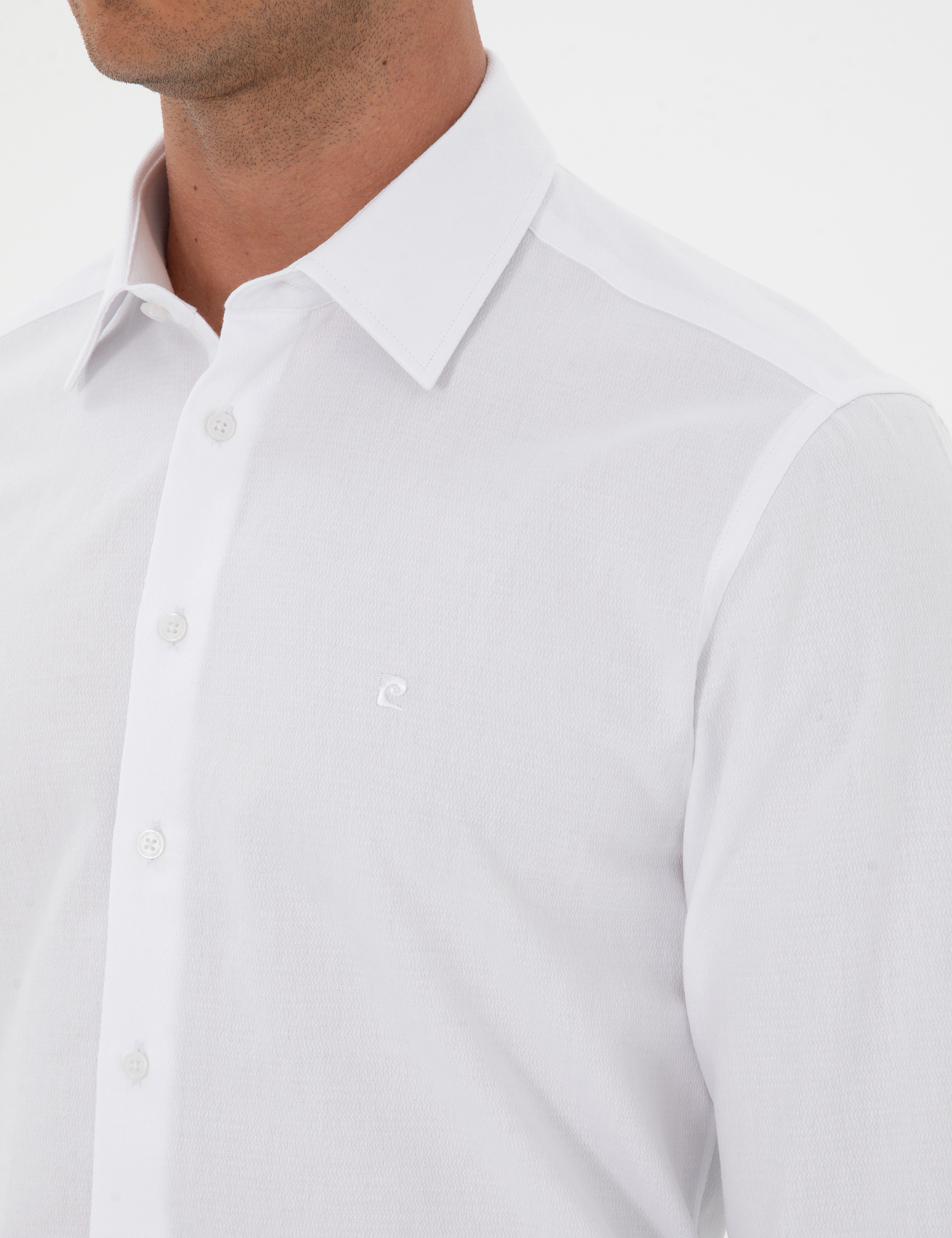 Beyaz Armürlü Slim Fit Gömlek