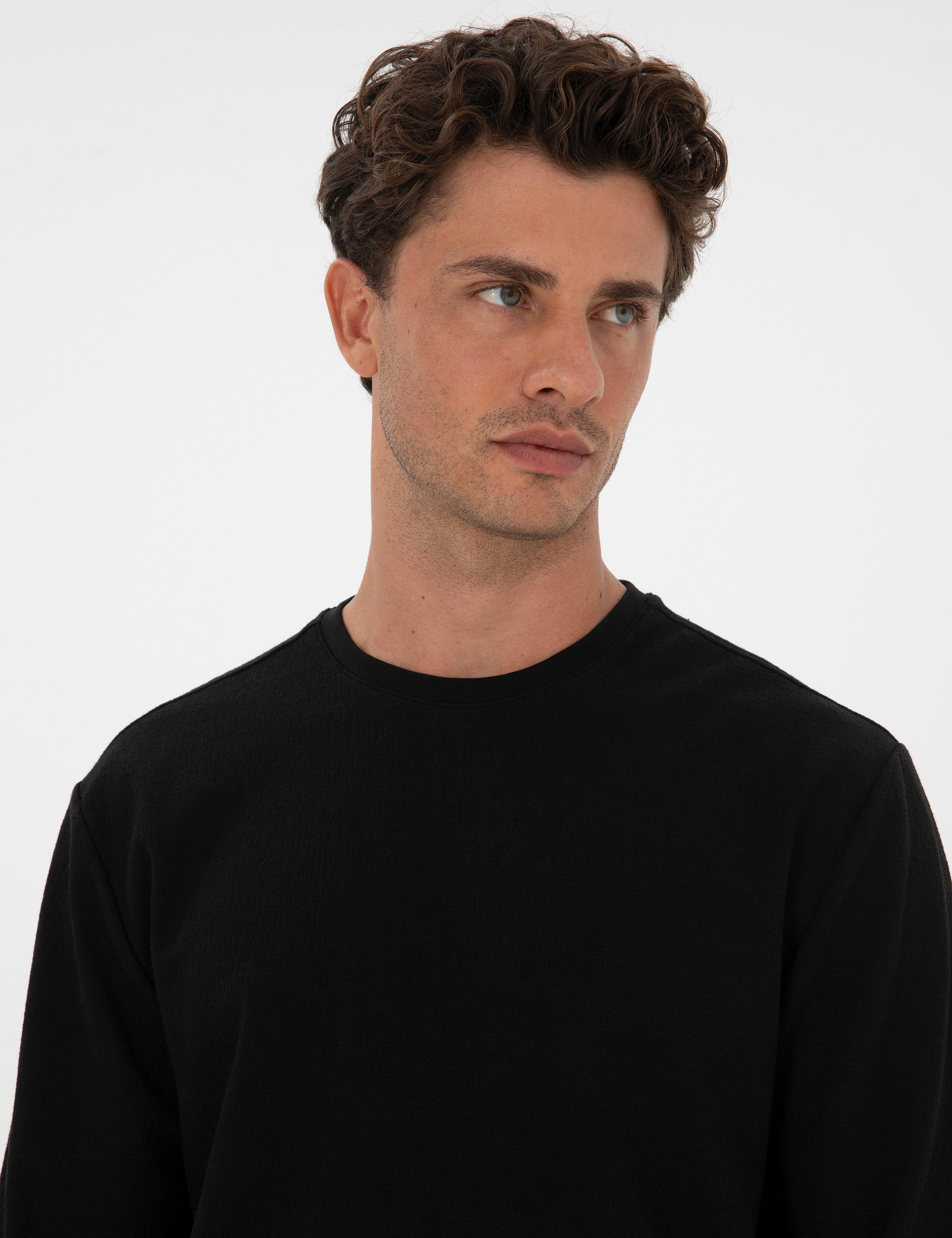 Siyah Regular Fit Sweatshirt