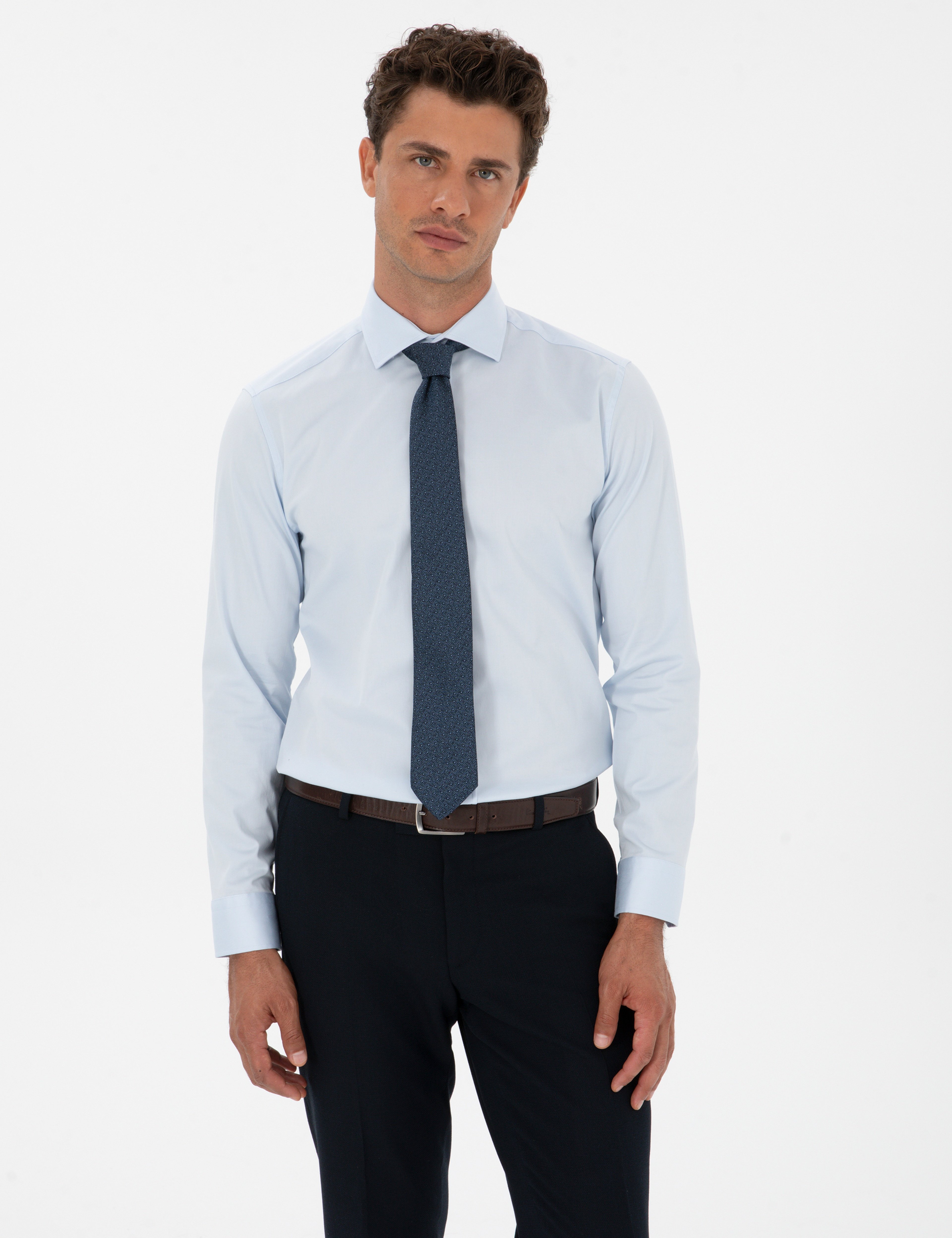 Açık Mavi Likralı Kolay Ütülenebilir Slim Fit Basic Gömlek