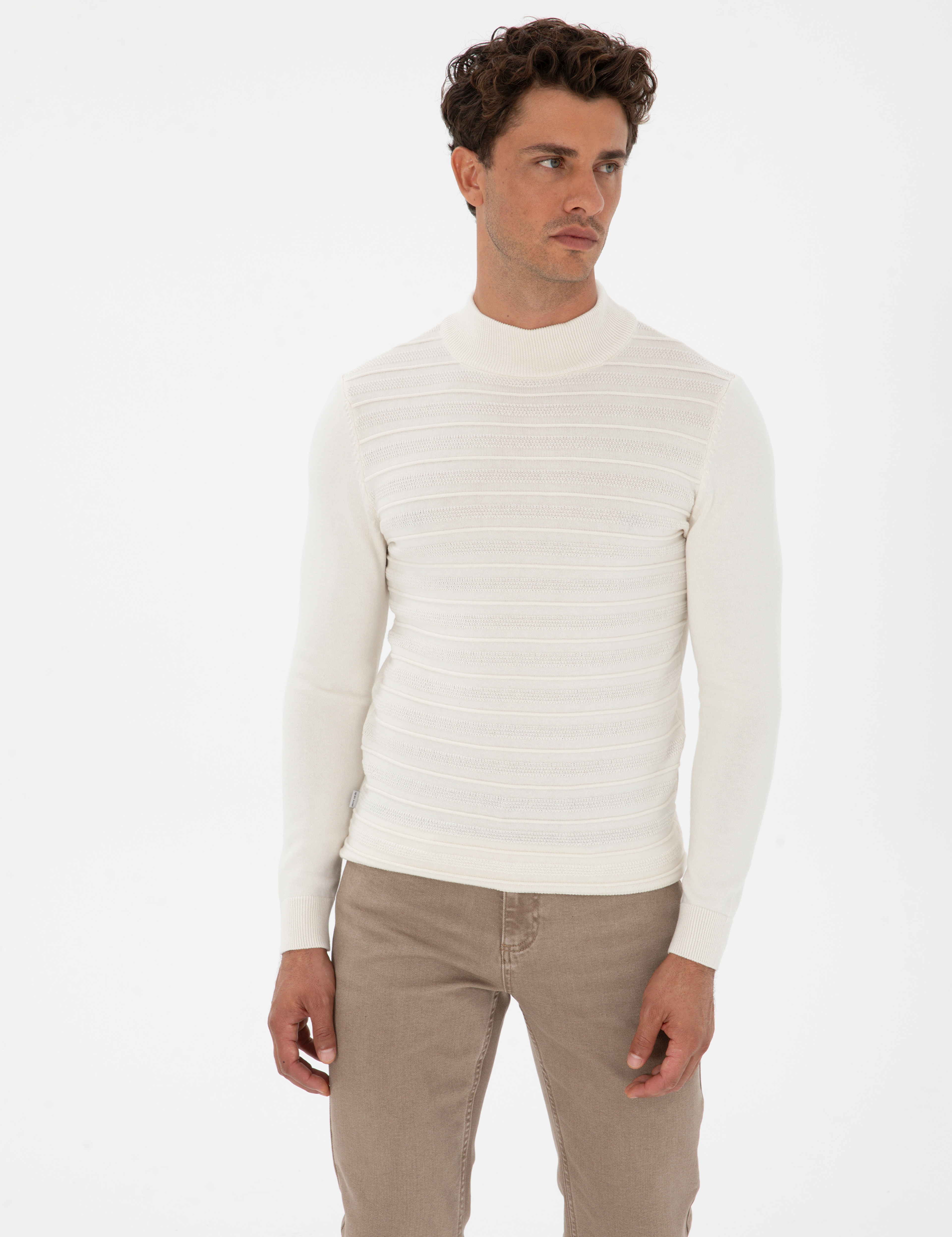 Ekru Slim Fit Çeyrek Yaka Triko Kazak - Image 3