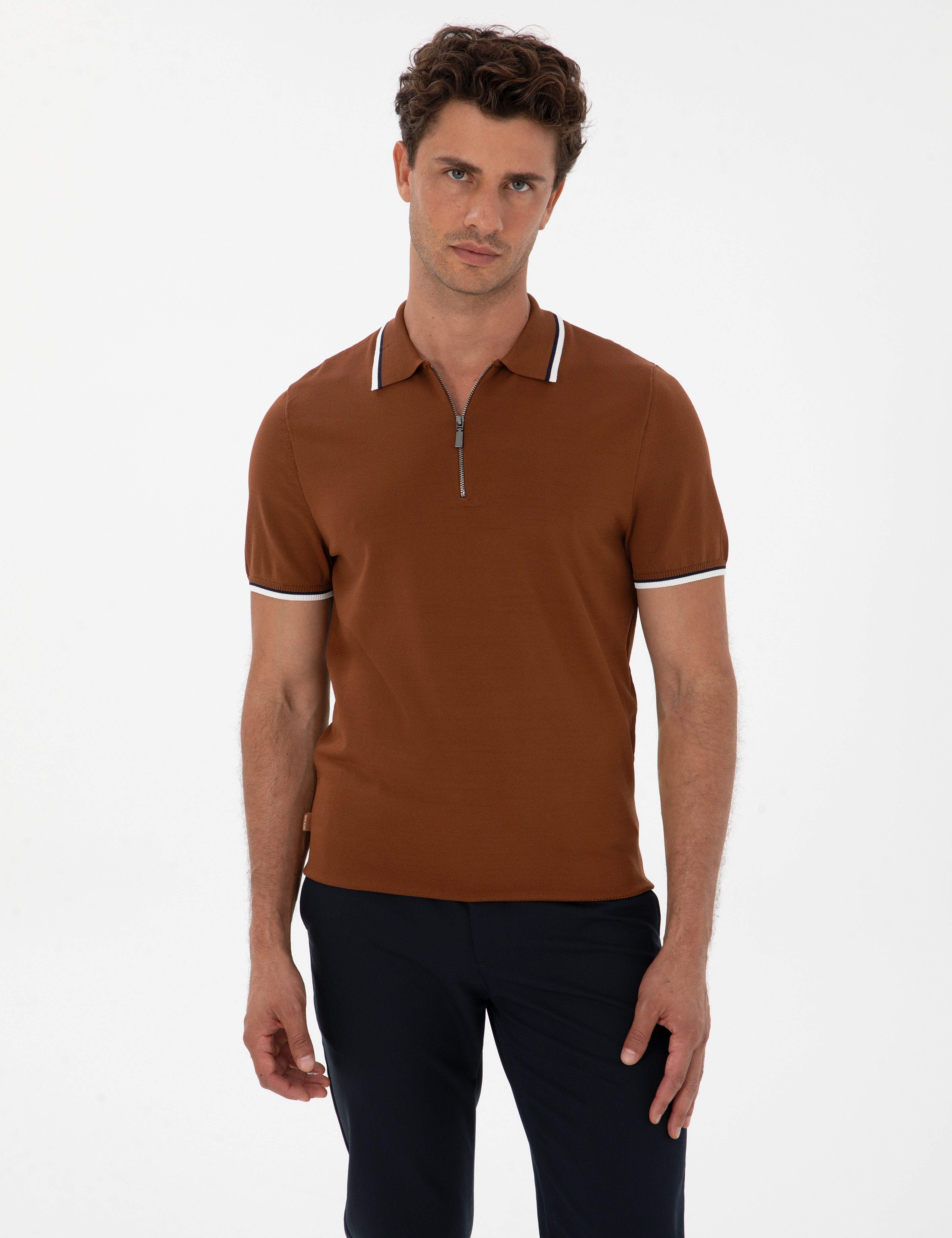 Kahverengi Slim Fit Polo Yaka Fermuarlı Triko Kazak - Image 1
