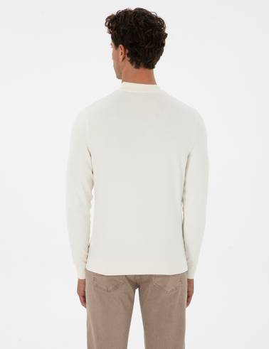 Ekru Slim Fit Çeyrek Yaka Triko Kazak