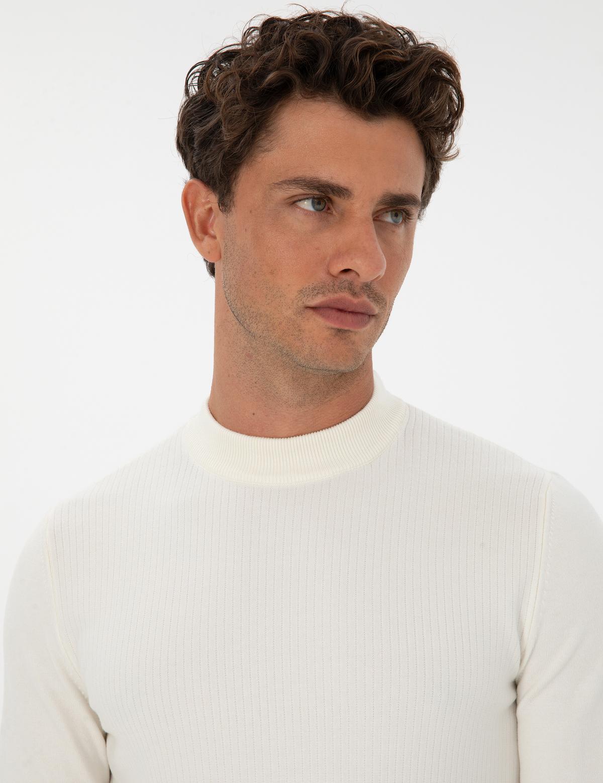 Ekru Slim Fit Çeyrek Yaka Triko Kazak - 50315728006