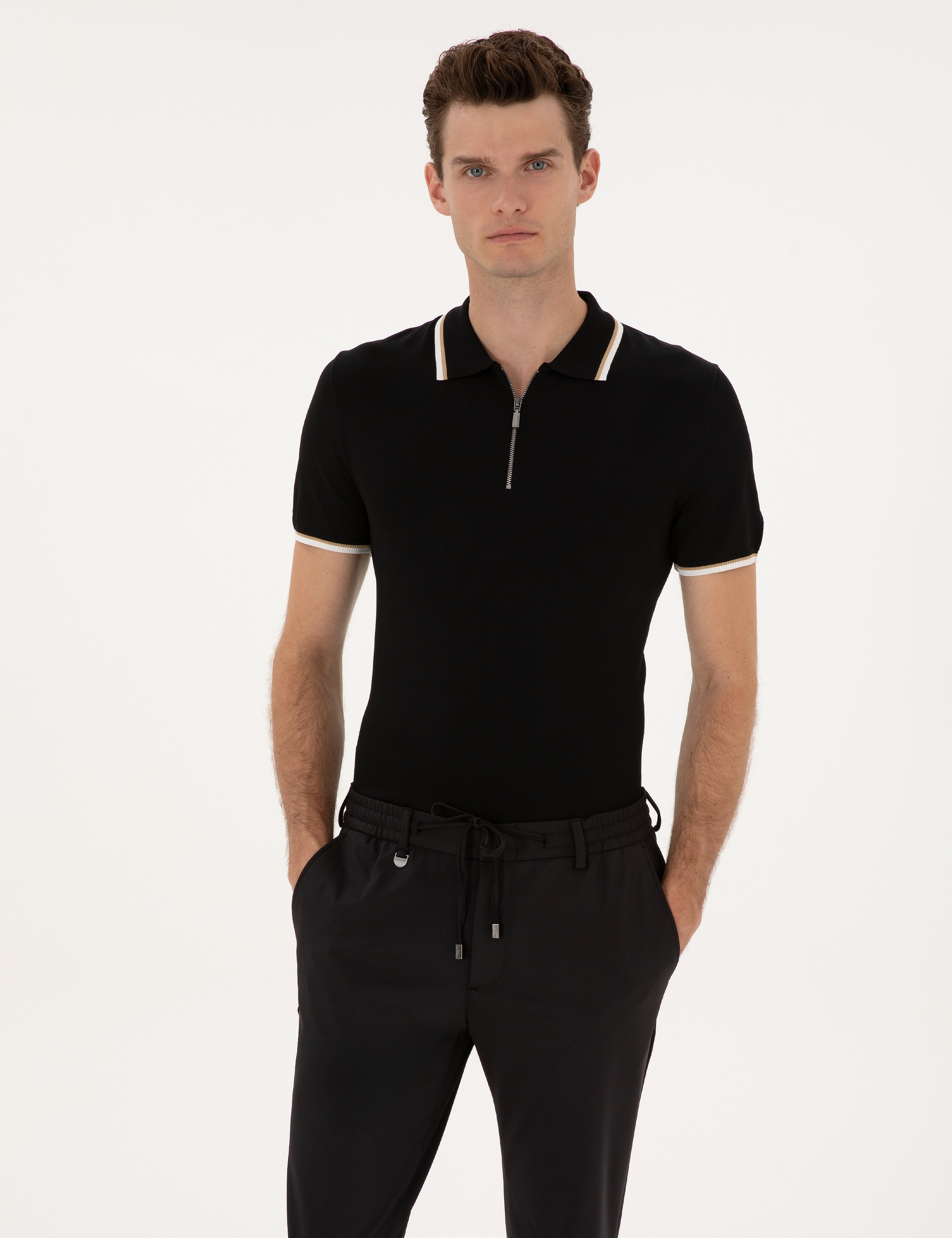 Siyah Slim Fit Polo Yaka Fermuarlı Triko Kazak - Image 1