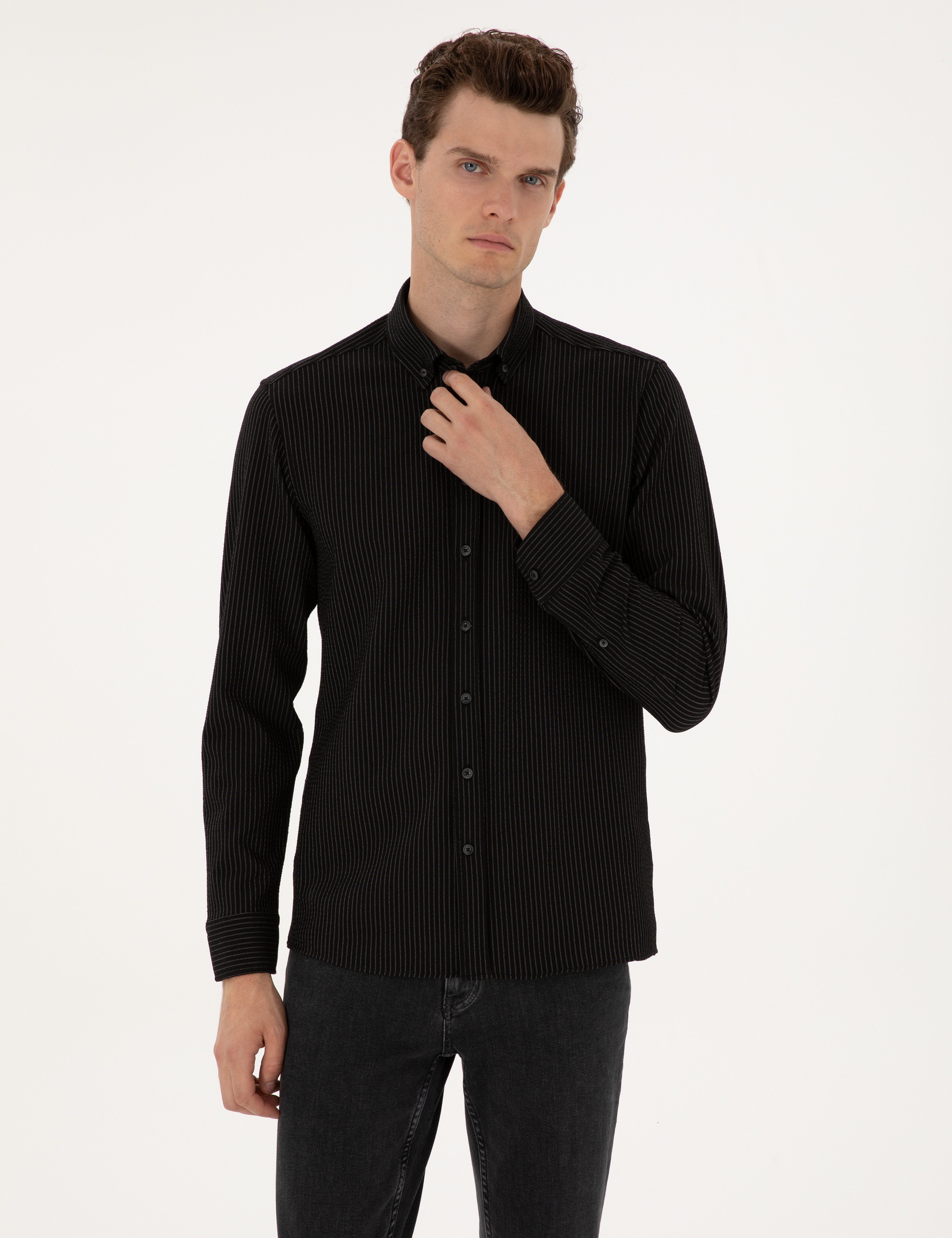 Siyah Çizgi Baskılı Slim Fit Uzun Kollu Gömlek
