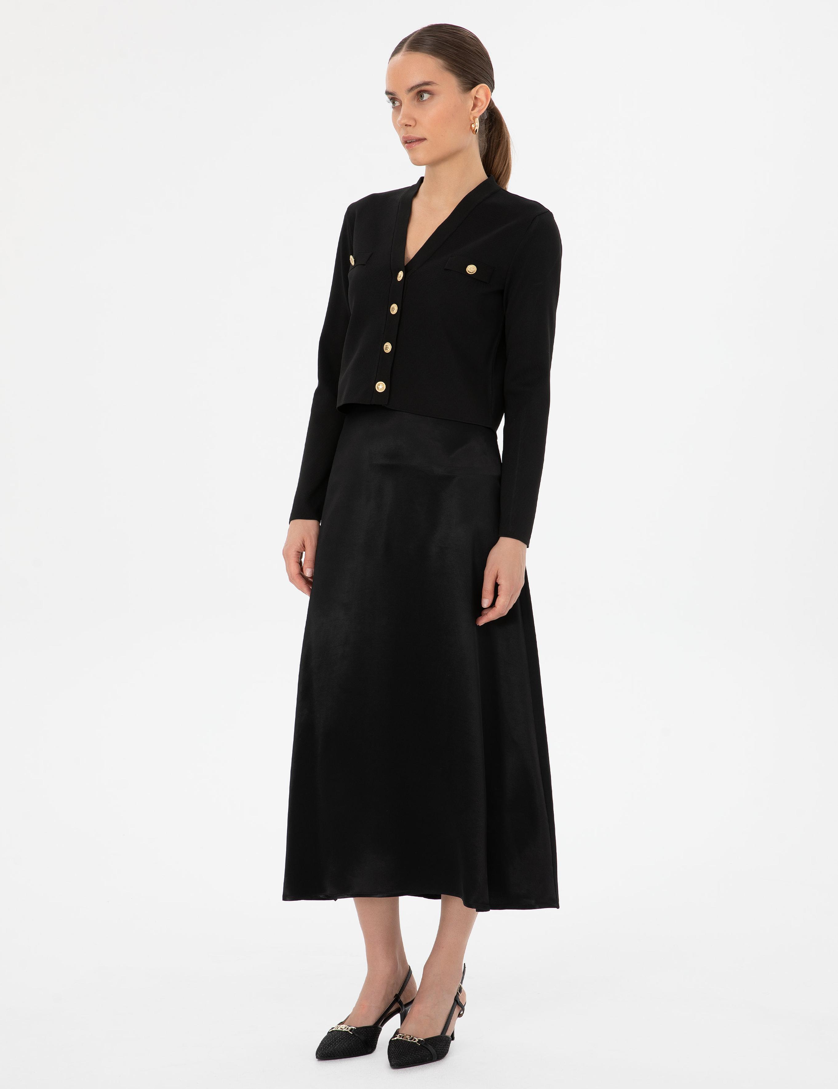 Siyah A Kesim Saten Dokuma Etek