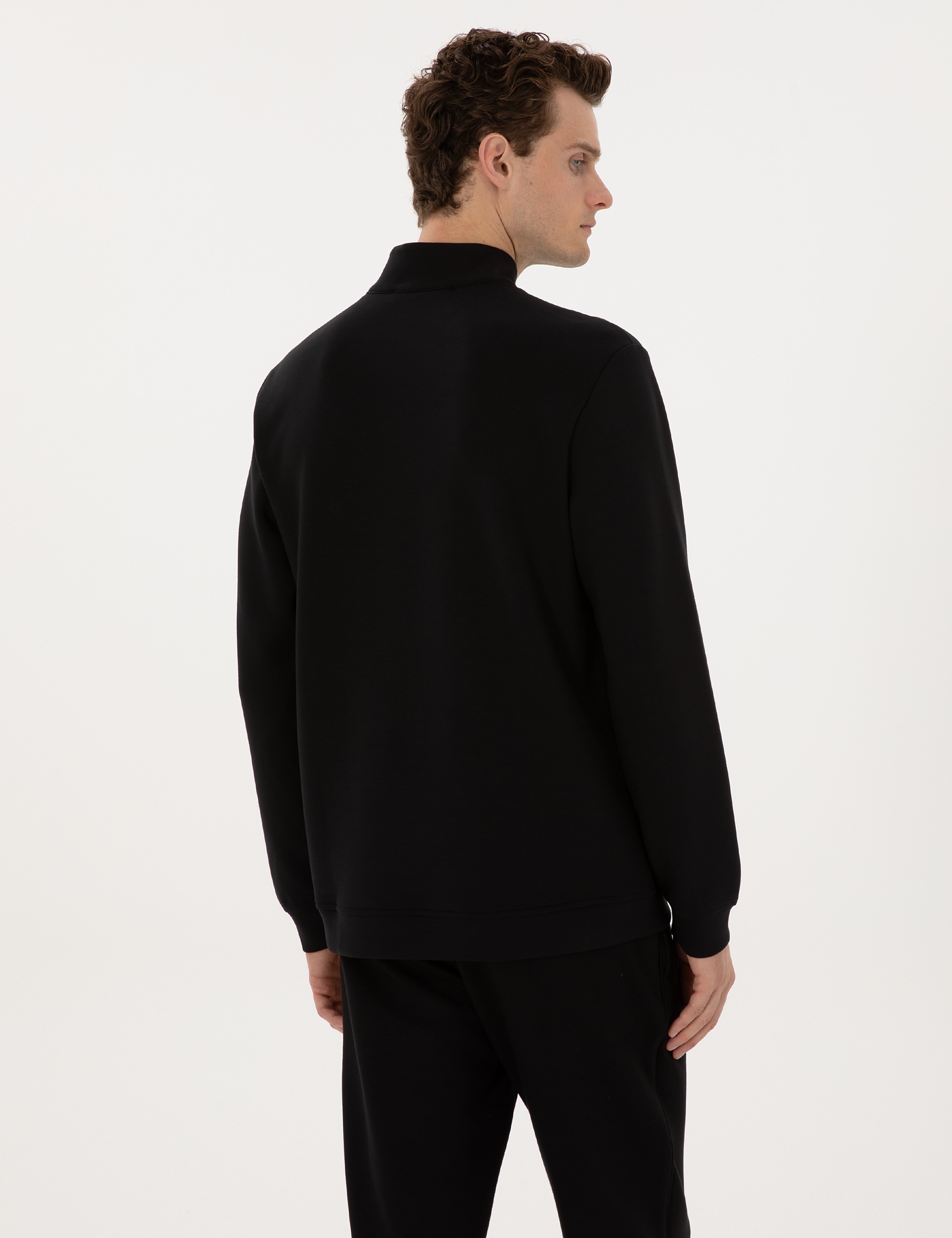 Siyah Regular Fit Sweatshirt