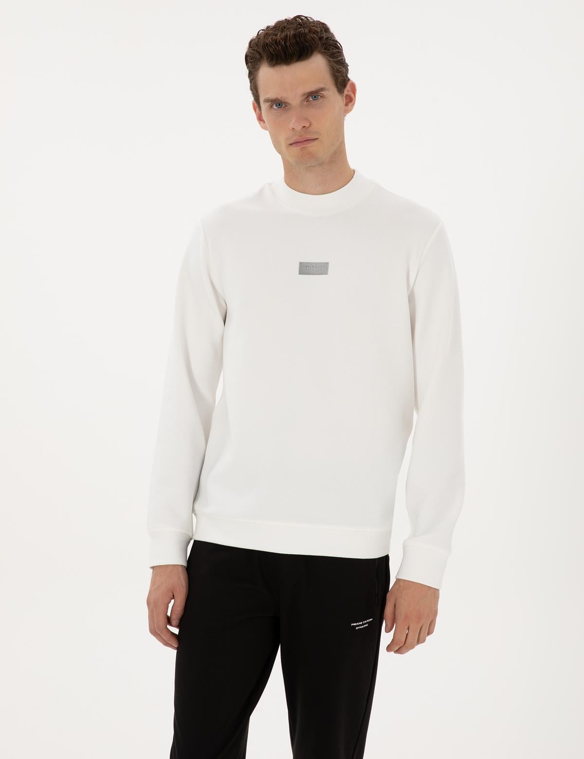 Beyaz Regular Fit Sweatshirt