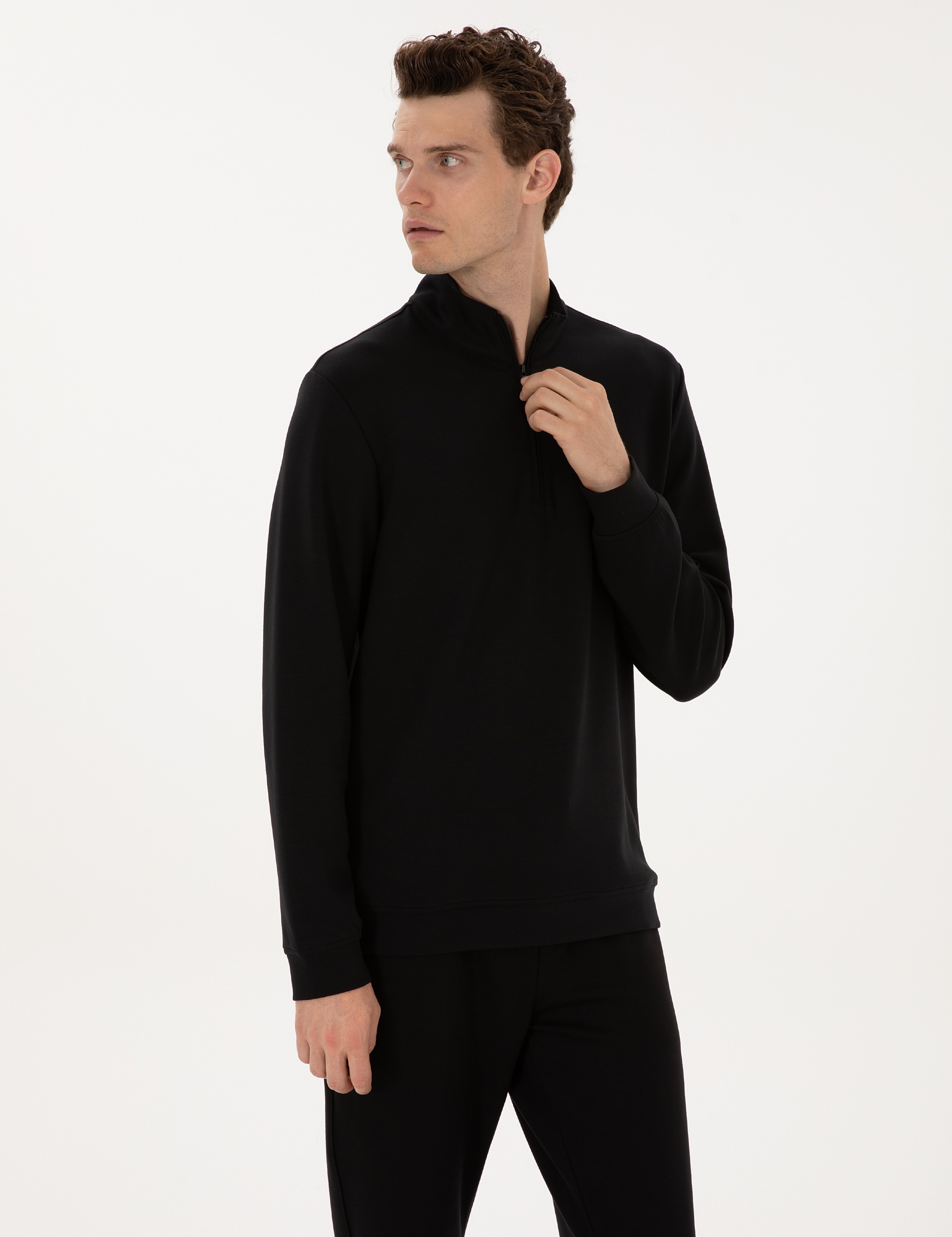 Siyah Regular Fit Sweatshirt - Image 1