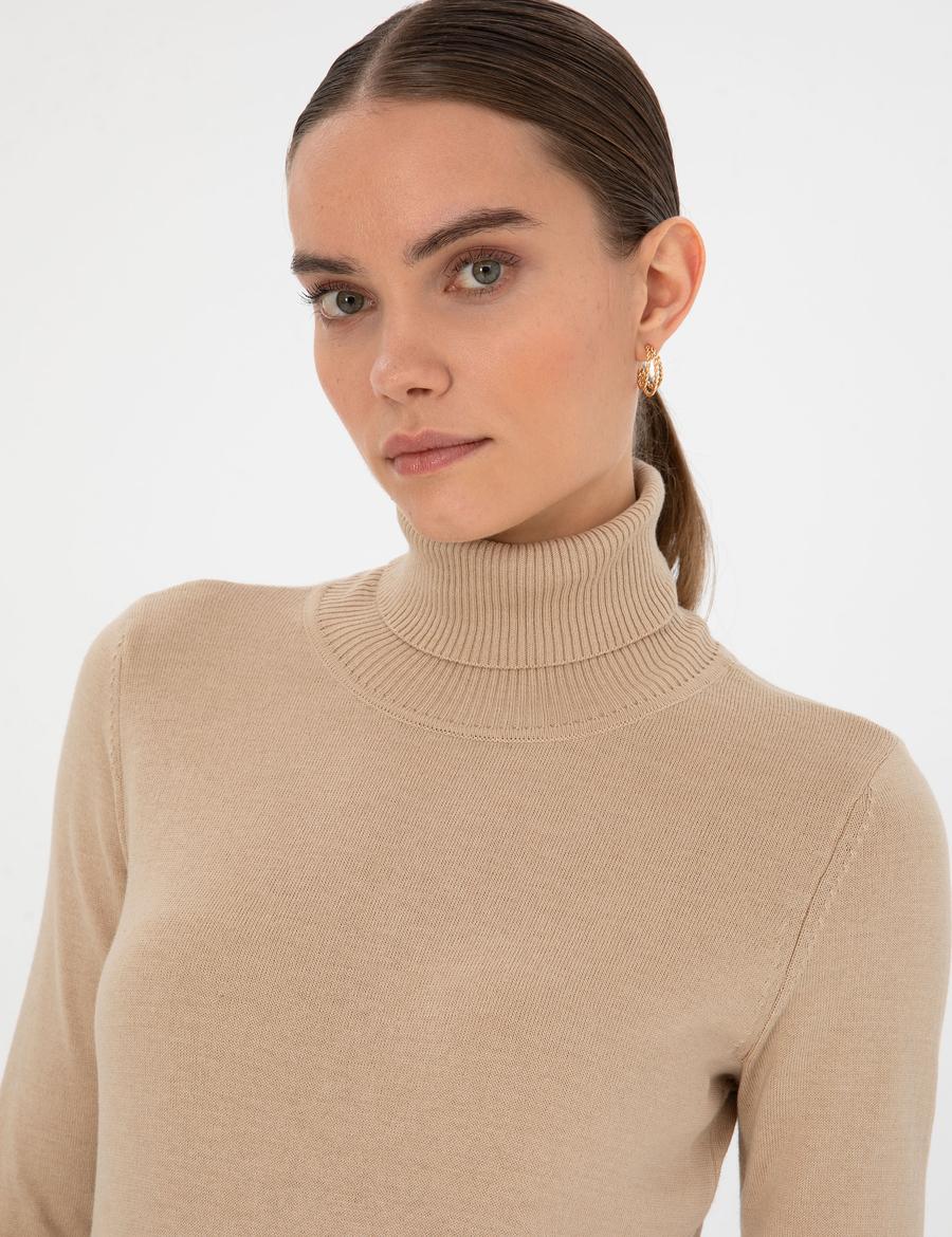 Bej Slim Fit Balıkçı Yaka Basic Kazak