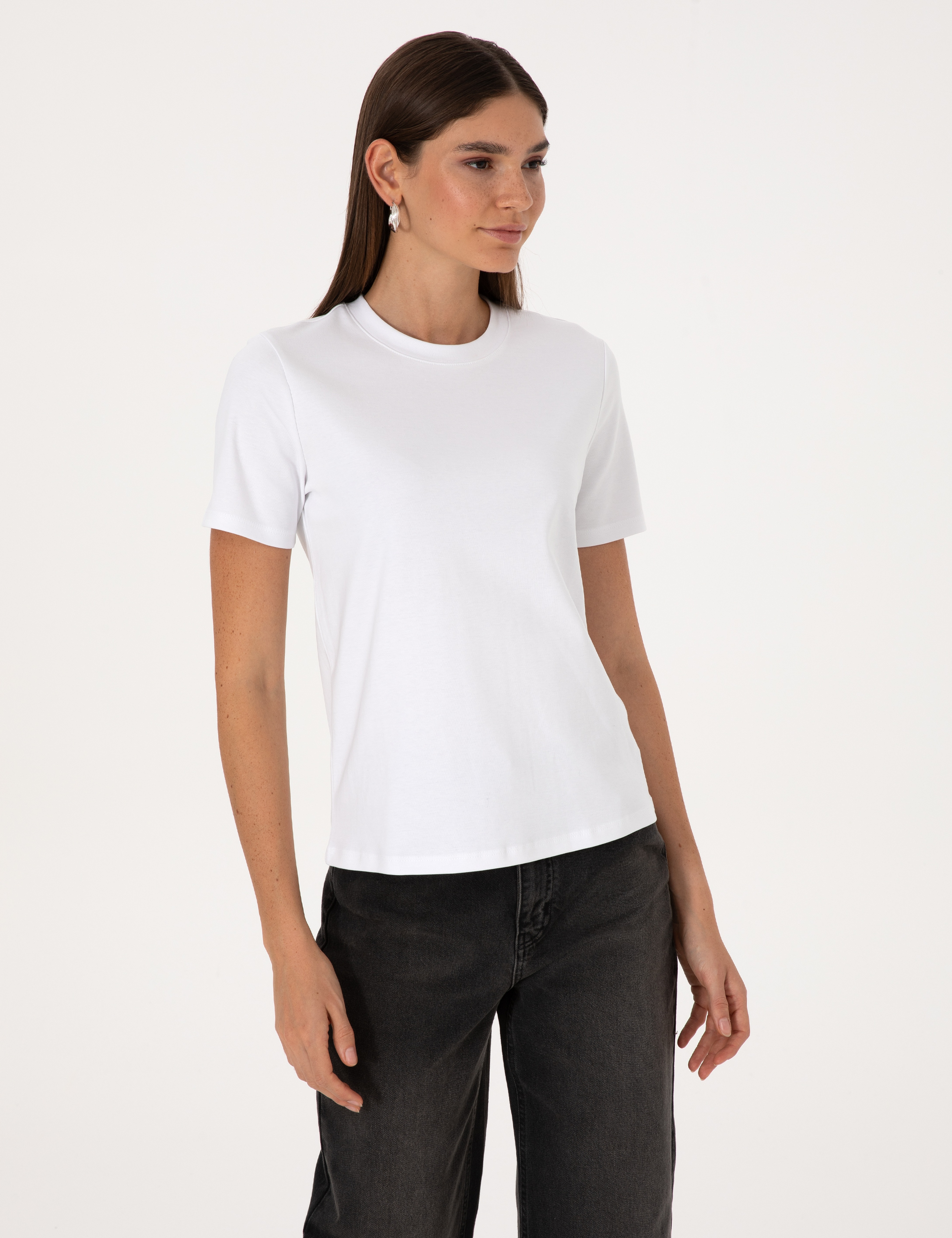 Beyaz Regular Fit Bisiklet Yaka Basic Tişört - Image 3