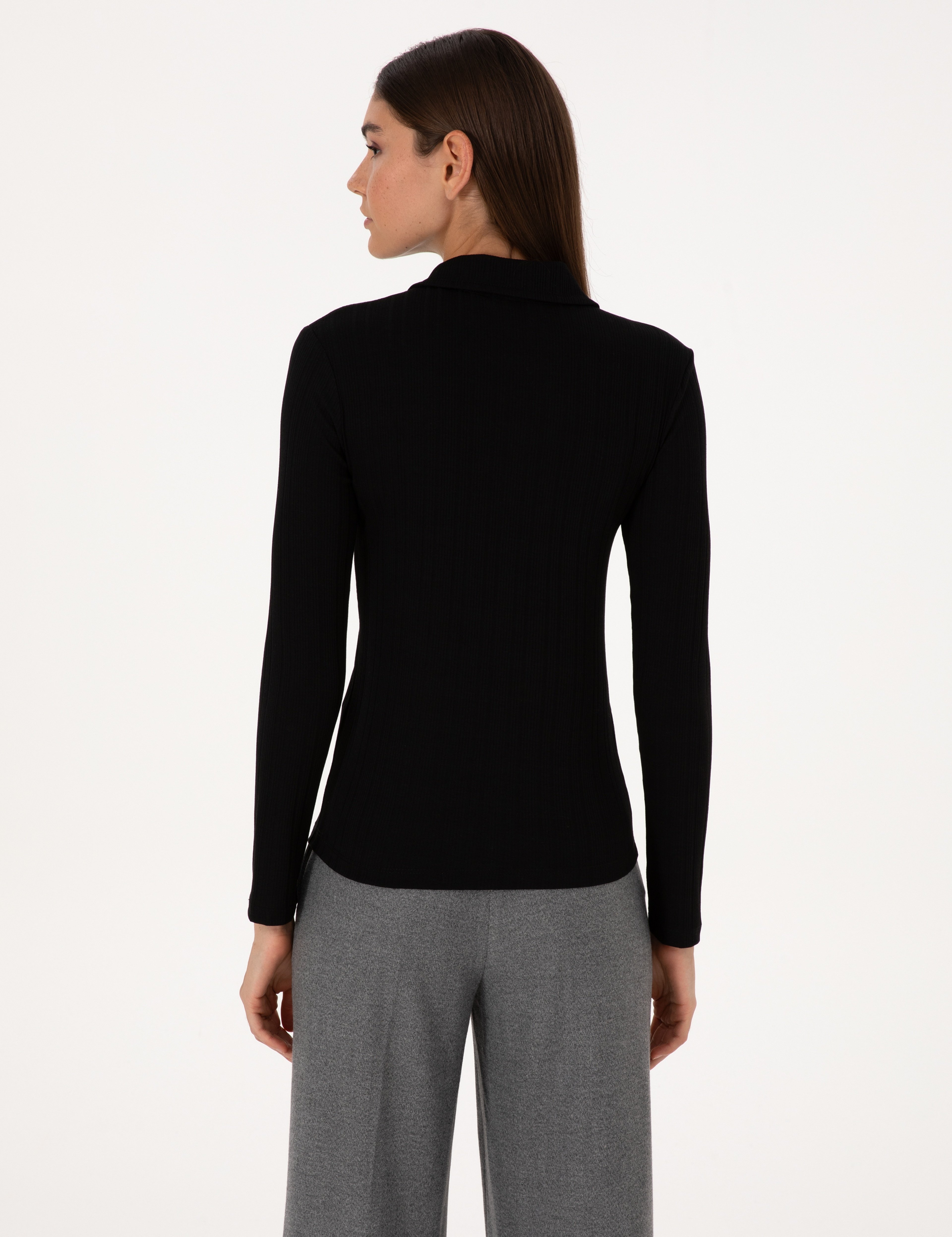 Siyah Slim Fit Örme Bluz - Image 5