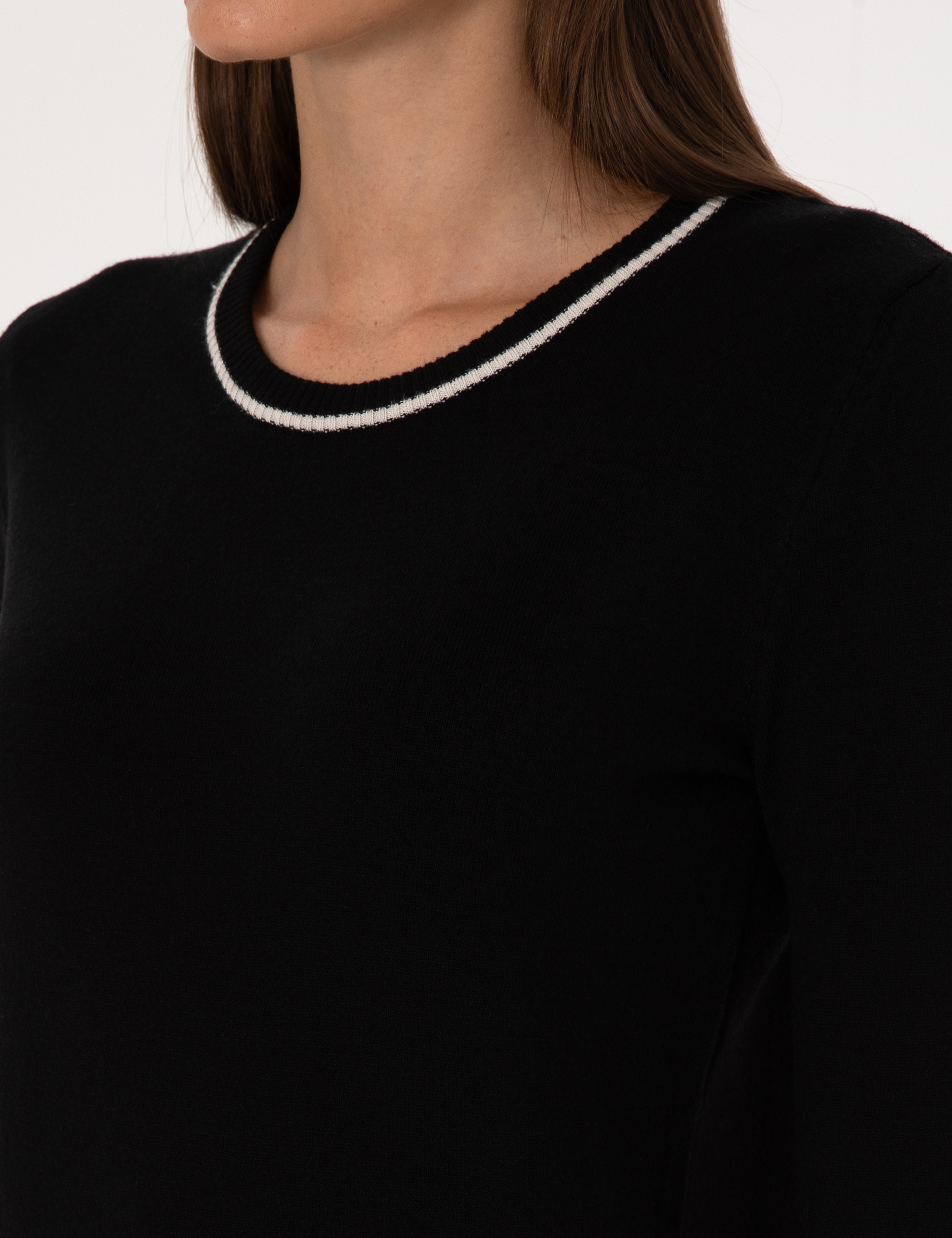 Siyah Slim Fit Çizgi Detaylı Basic Kazak