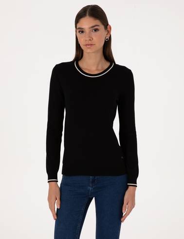 Siyah Slim Fit Çizgi Detaylı Basic Kazak
