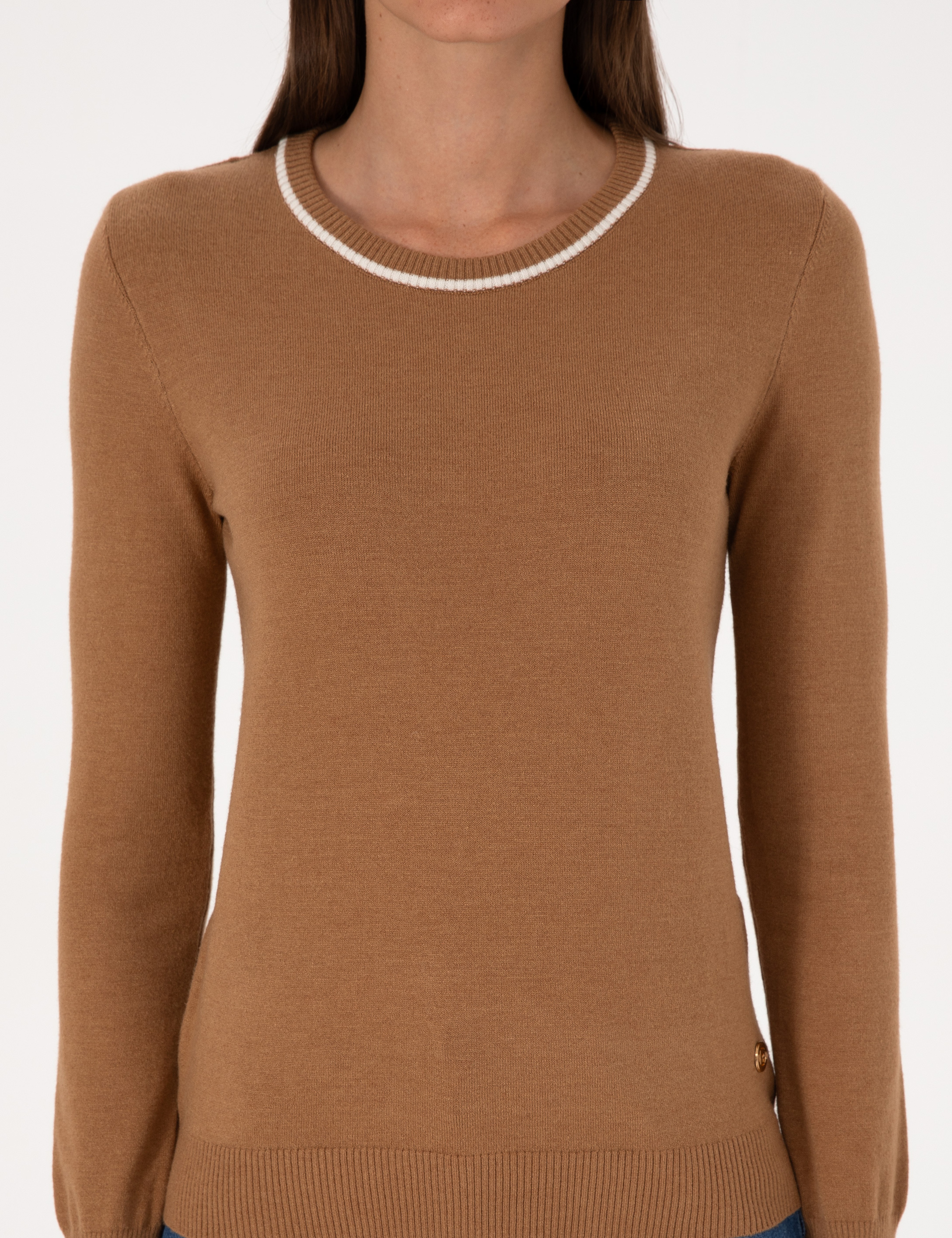Camel Slim Fit Çizgi Detaylı Basic Kazak - Image 6