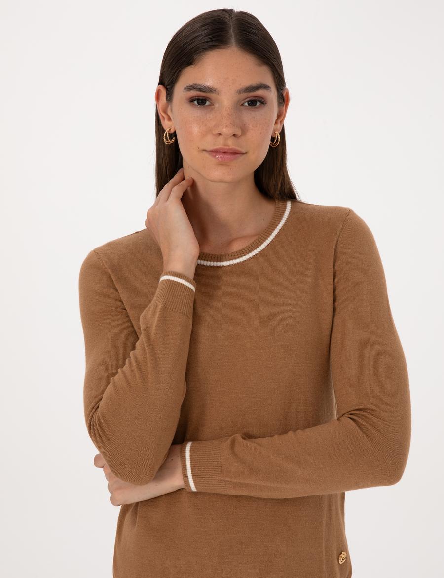 Camel Slim Fit Çizgi Detaylı Basic Kazak