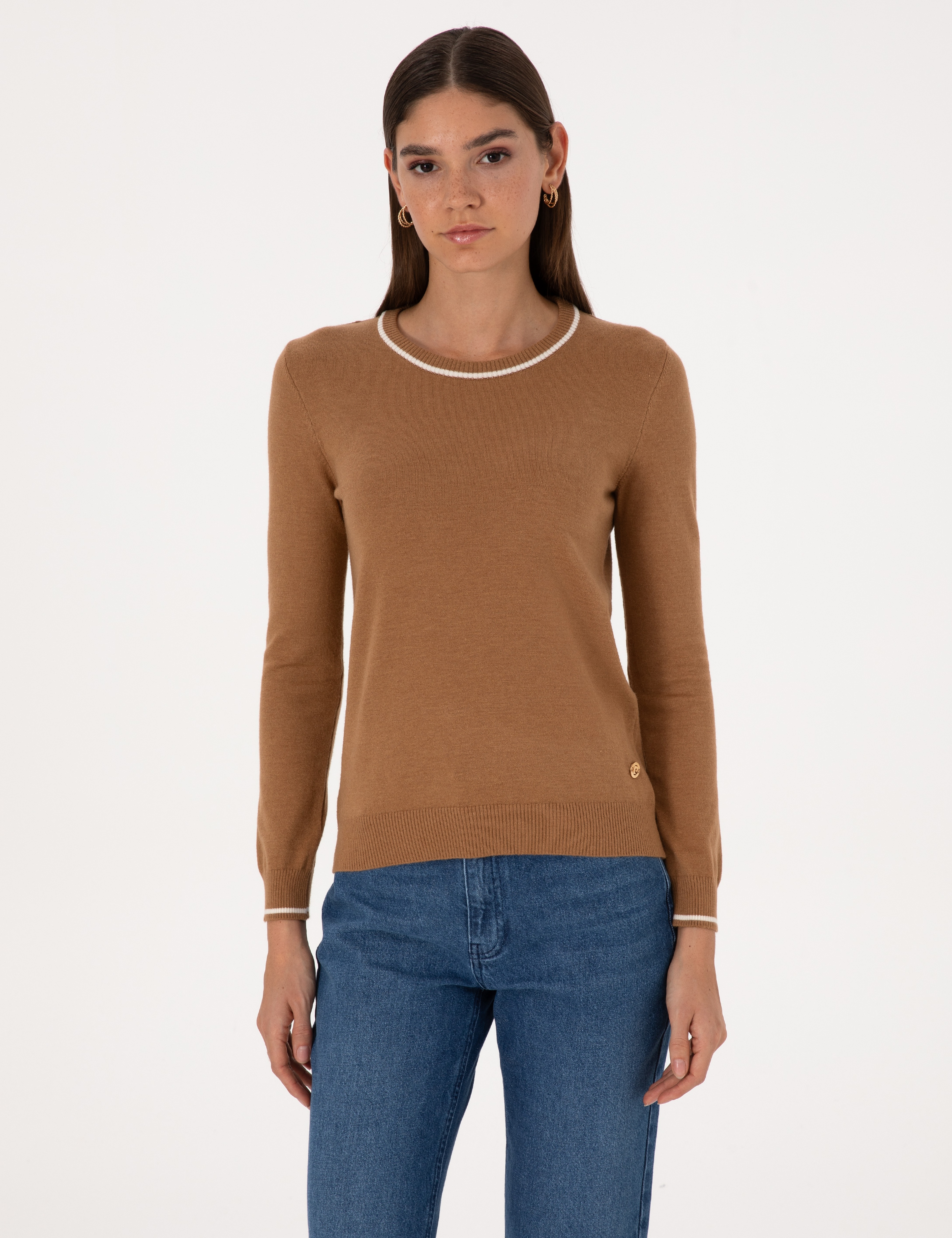 Camel Slim Fit Çizgi Detaylı Basic Kazak - Image 1