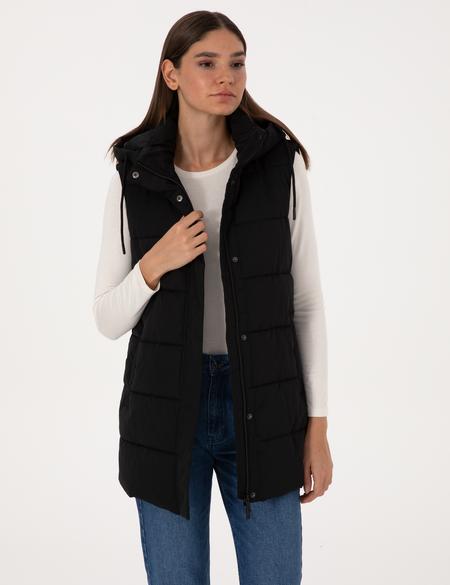 Siyah Çıkarılabilir Kapüşonlu Yelek - 50309044004