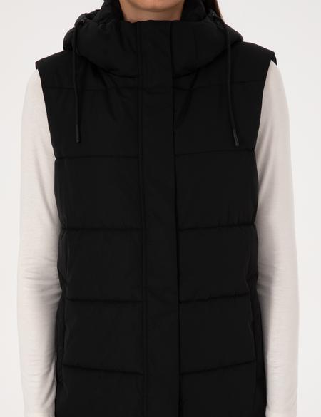 Siyah Çıkarılabilir Kapüşonlu Yelek - 50309044004