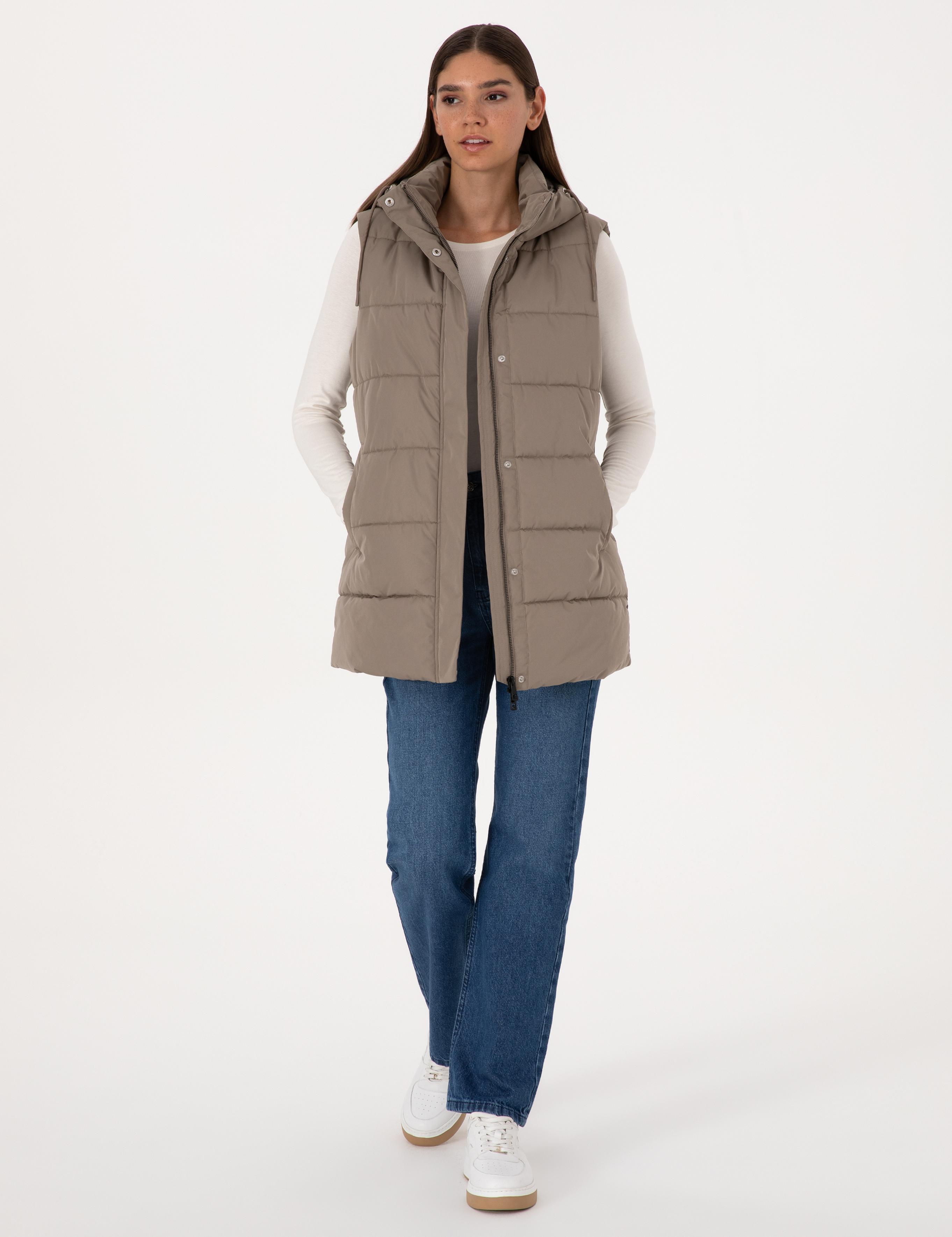 Vizon Çıkarılabilir Kapüşonlu Yelek