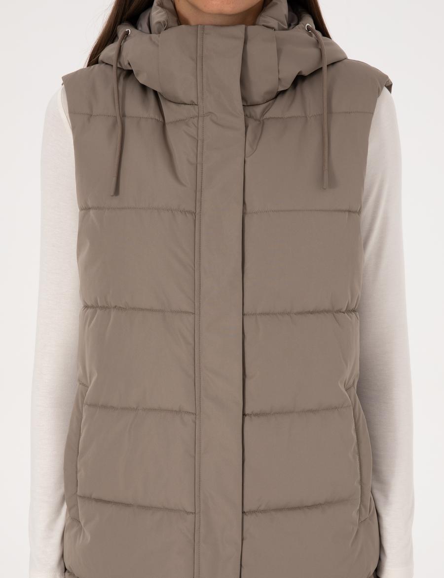 Vizon Çıkarılabilir Kapüşonlu Yelek