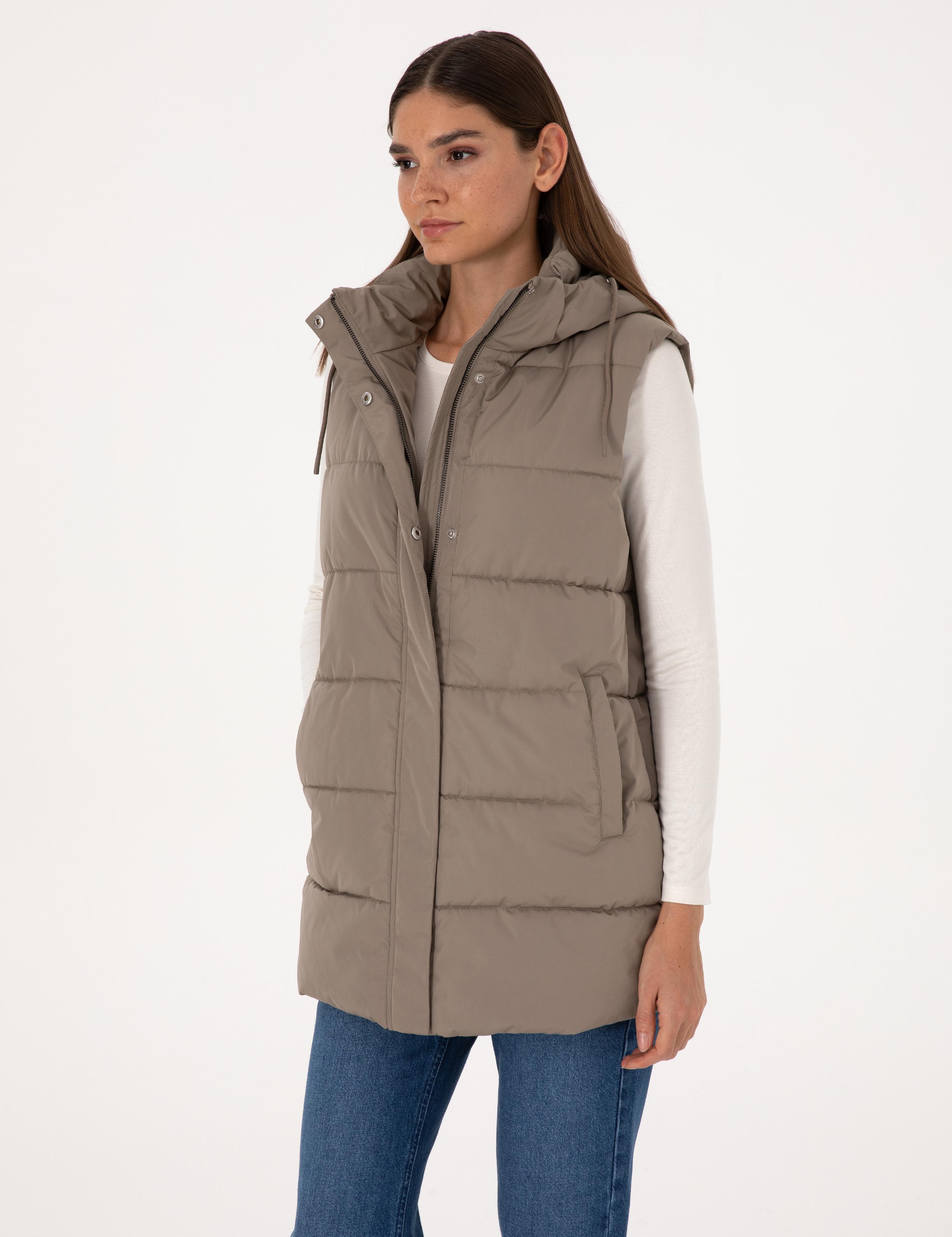 Vizon Çıkarılabilir Kapüşonlu Yelek