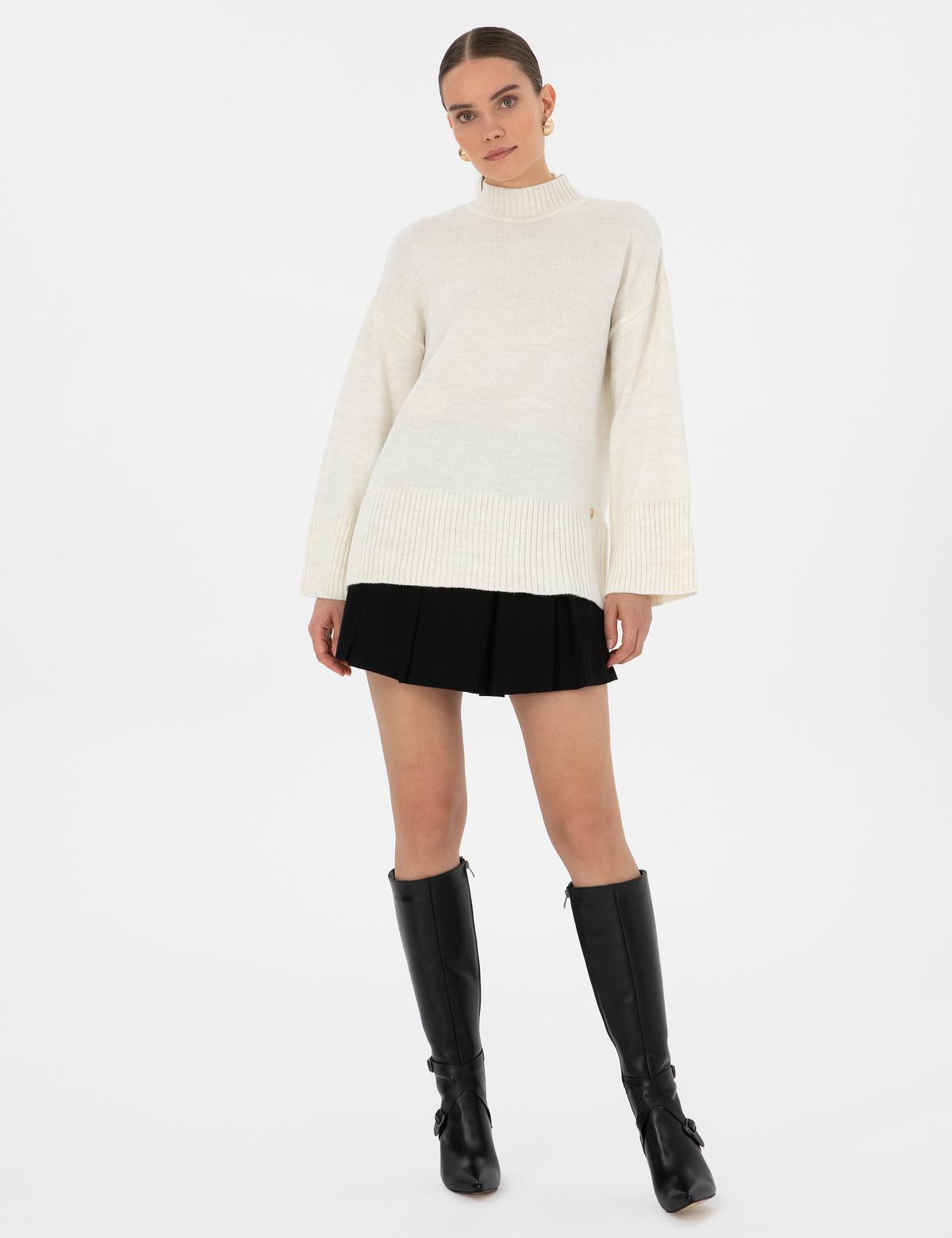 Ekru Comfort Fit Yarım Balıkçı Kazak - 50310958022