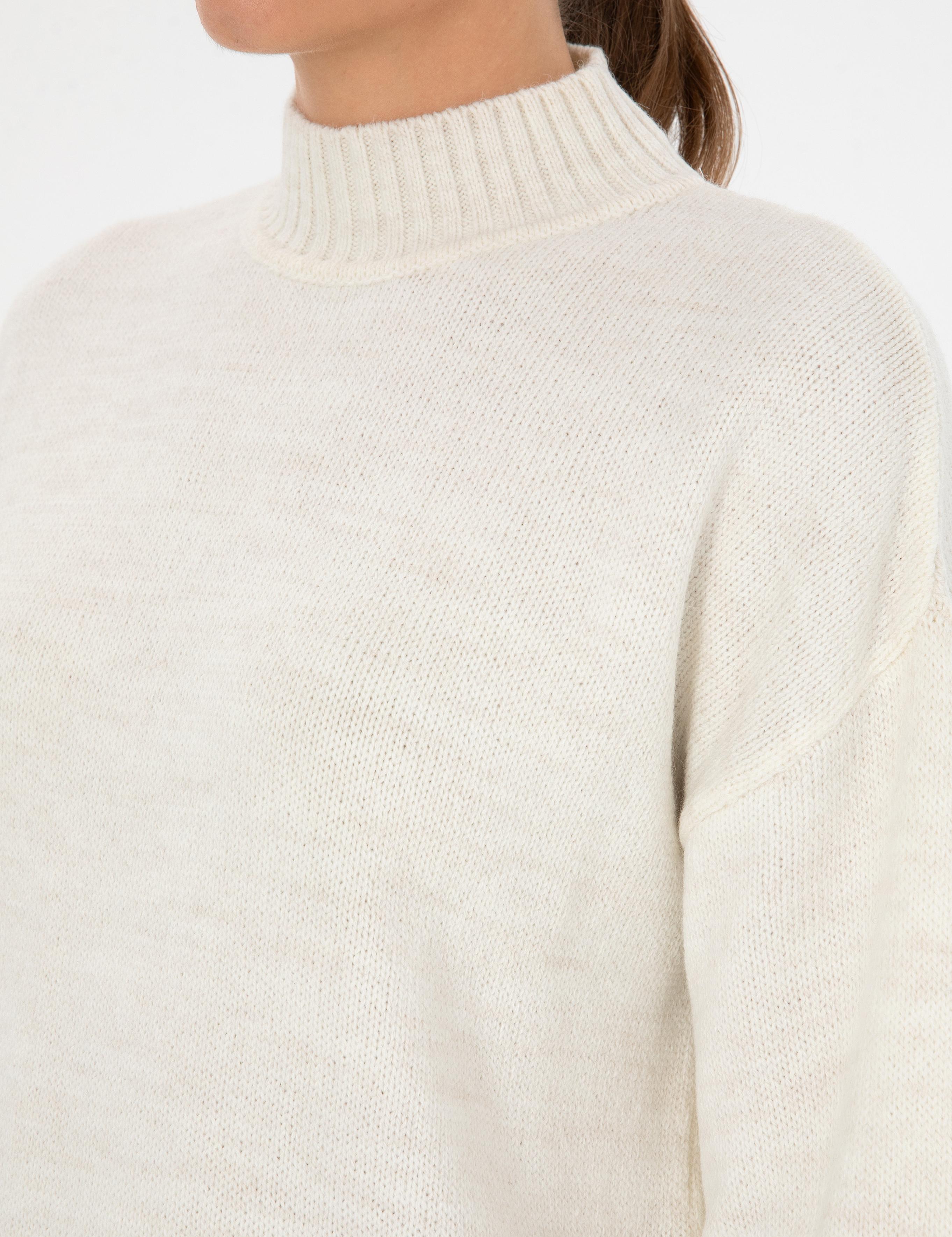 Ekru Comfort Fit Yarım Balıkçı Kazak