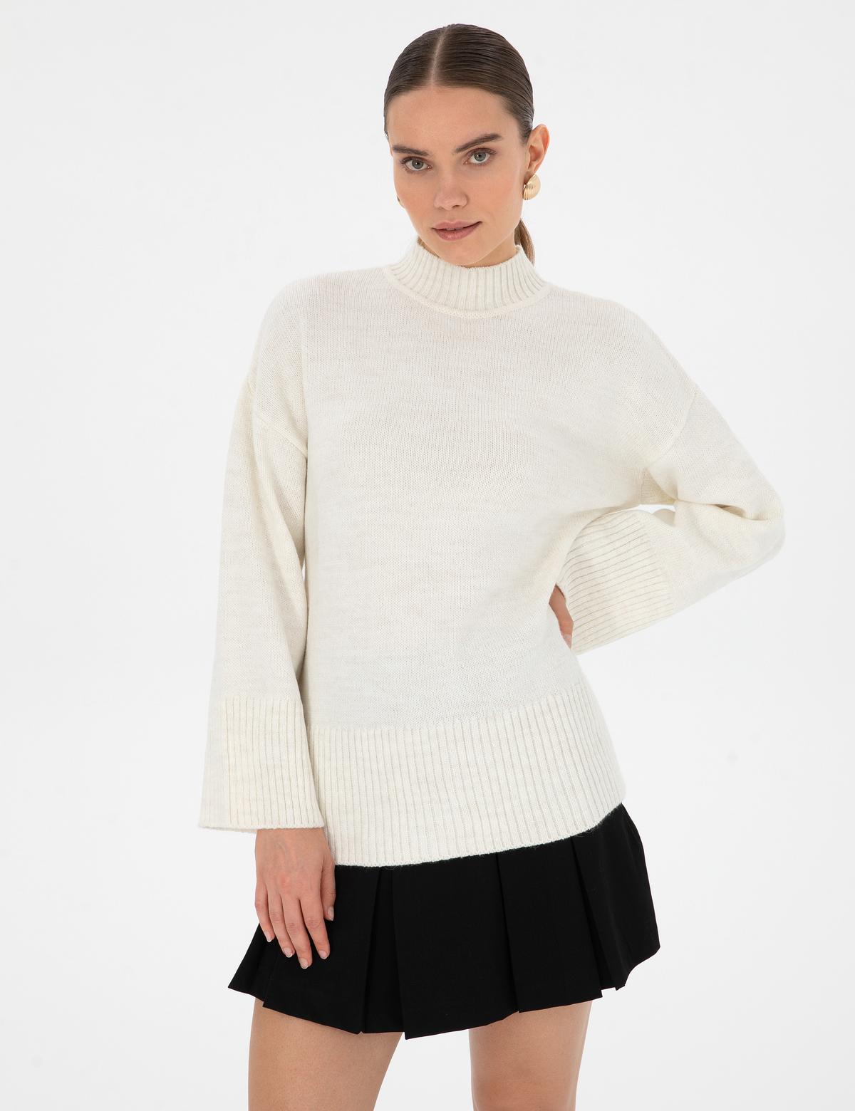 Ekru Comfort Fit Yarım Balıkçı Kazak - 50310958022