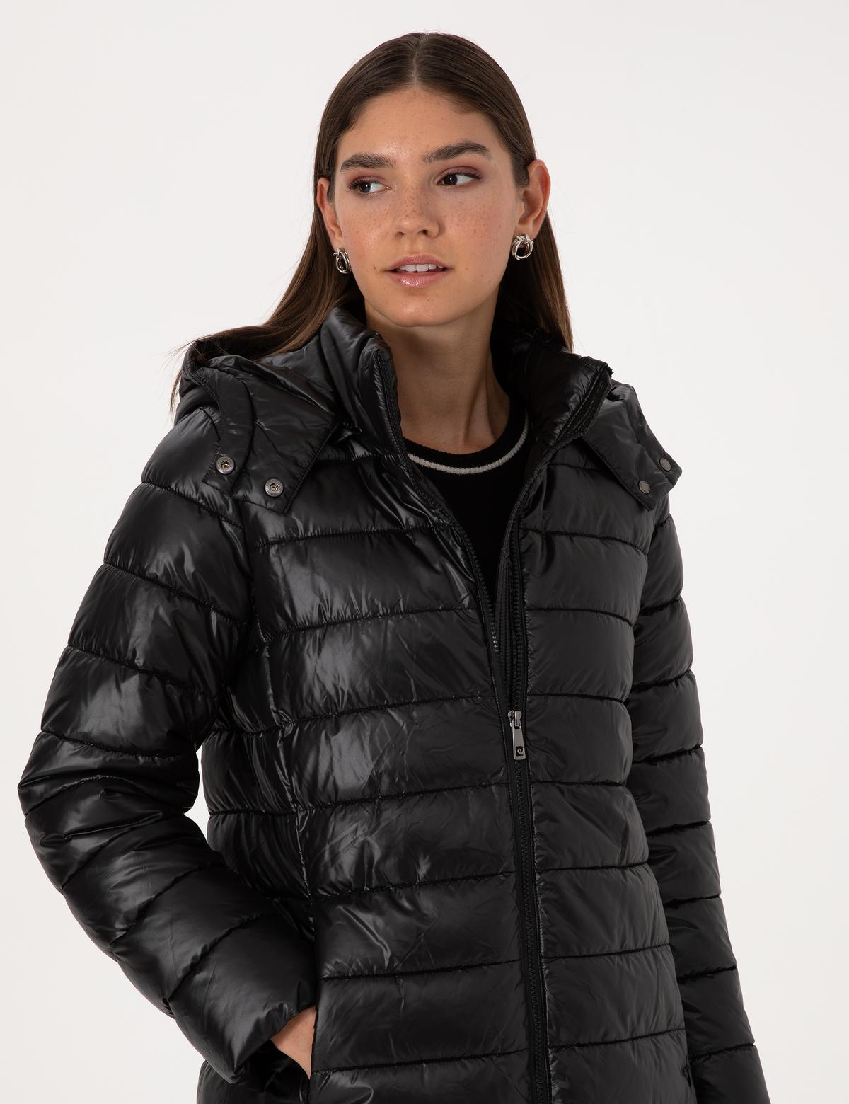 Siyah Çıkarılabilir Kapüşonlu Kapitone Uzun Mont - 50314165004