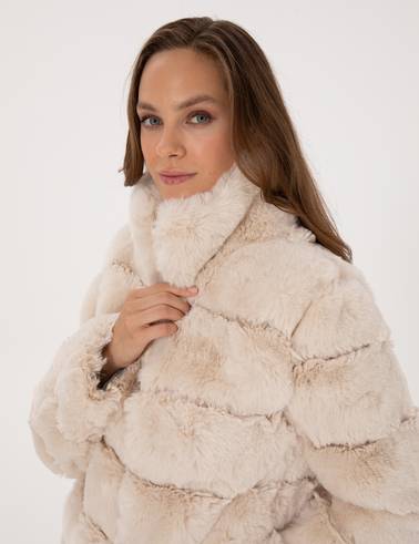 Beyaz Comfort Fit Mont