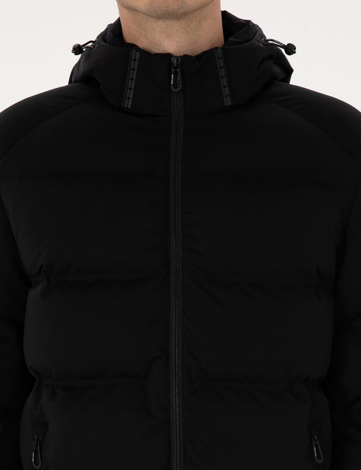 Siyah Kapüşonlu Mont - 50313868018