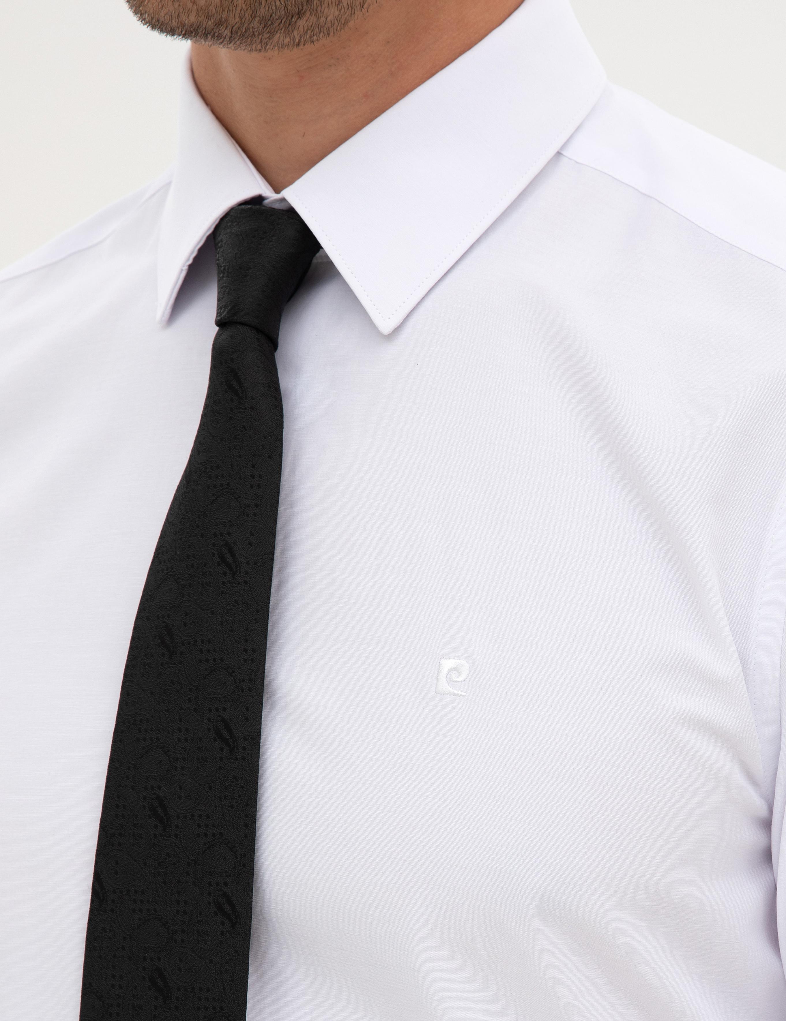 Beyaz Slim Fit Uzun Kollu Basic Gömlek