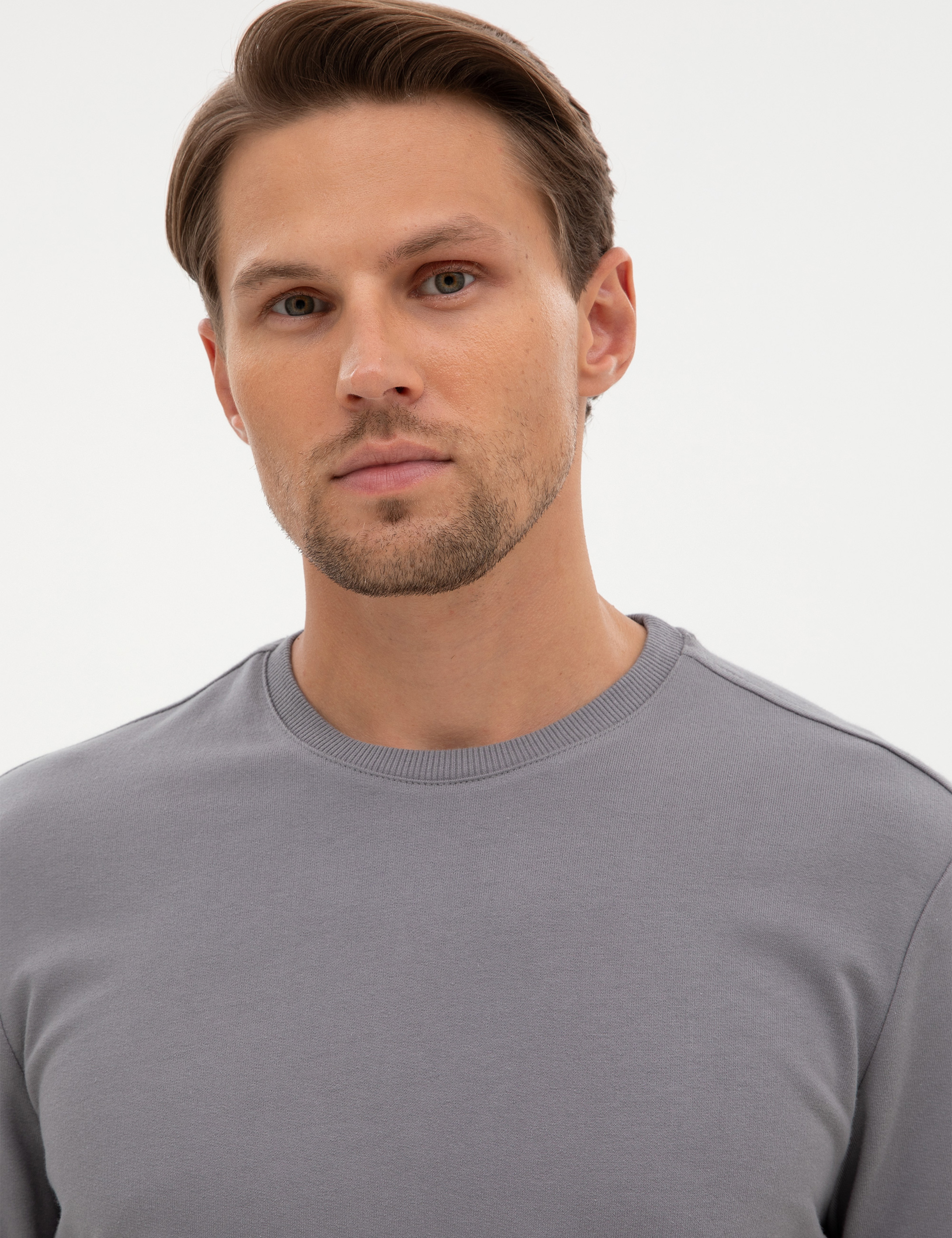 Gri 2 İplik Regular Fit Bisiklet Yaka Basic Sweatshirt - Image 2