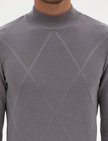 Gri Slim Fit Yarım Balıkçı Yaka Triko Kazak