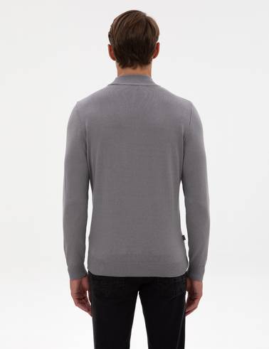 Gri Slim Fit Yarım Balıkçı Yaka Triko Kazak