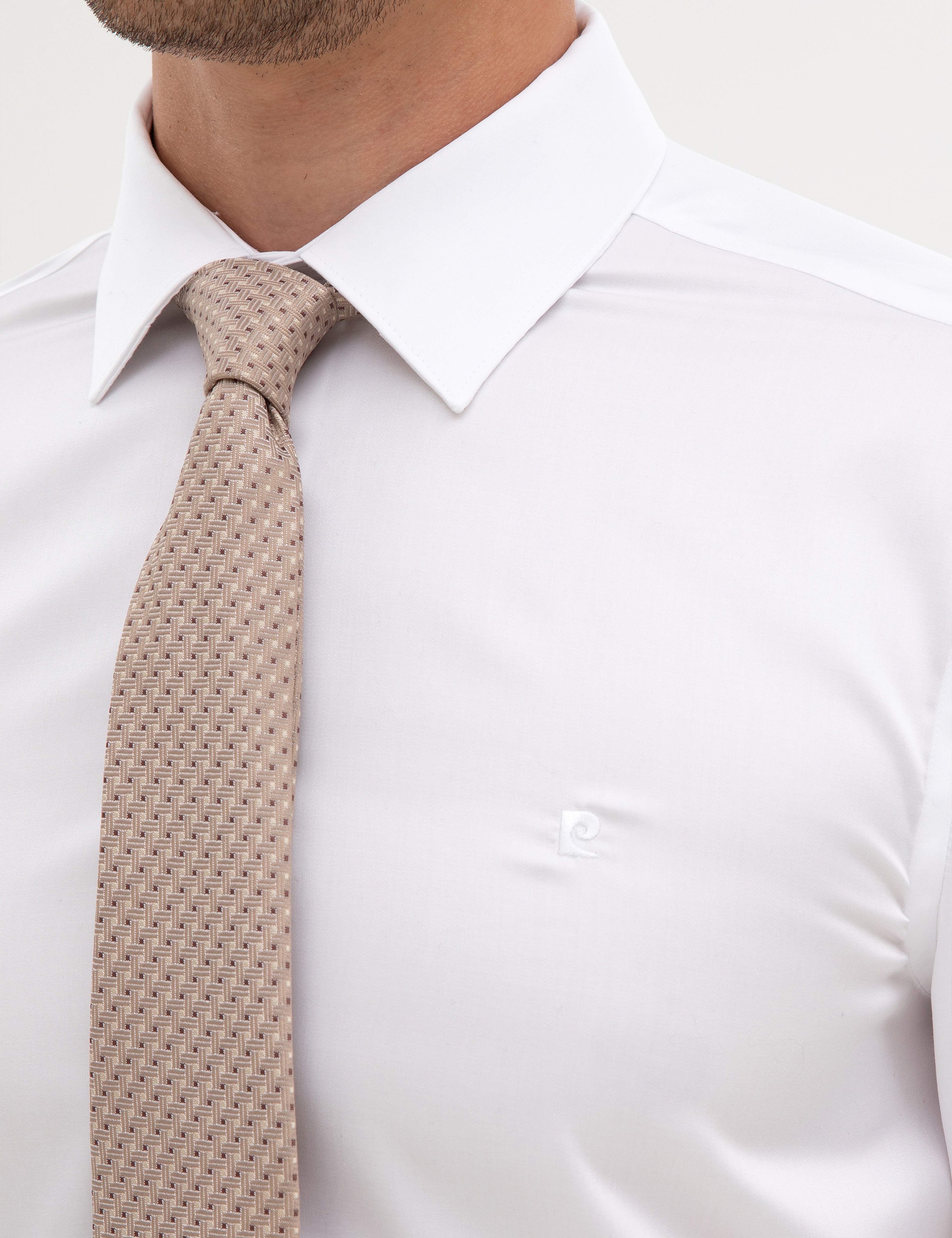 Beyaz Non Iron Kolay Ütülenebilir Slim Fit Gömlek - Image 7