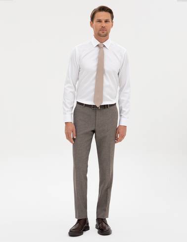 Beyaz Non Iron Kolay Ütülenebilir Slim Fit Gömlek