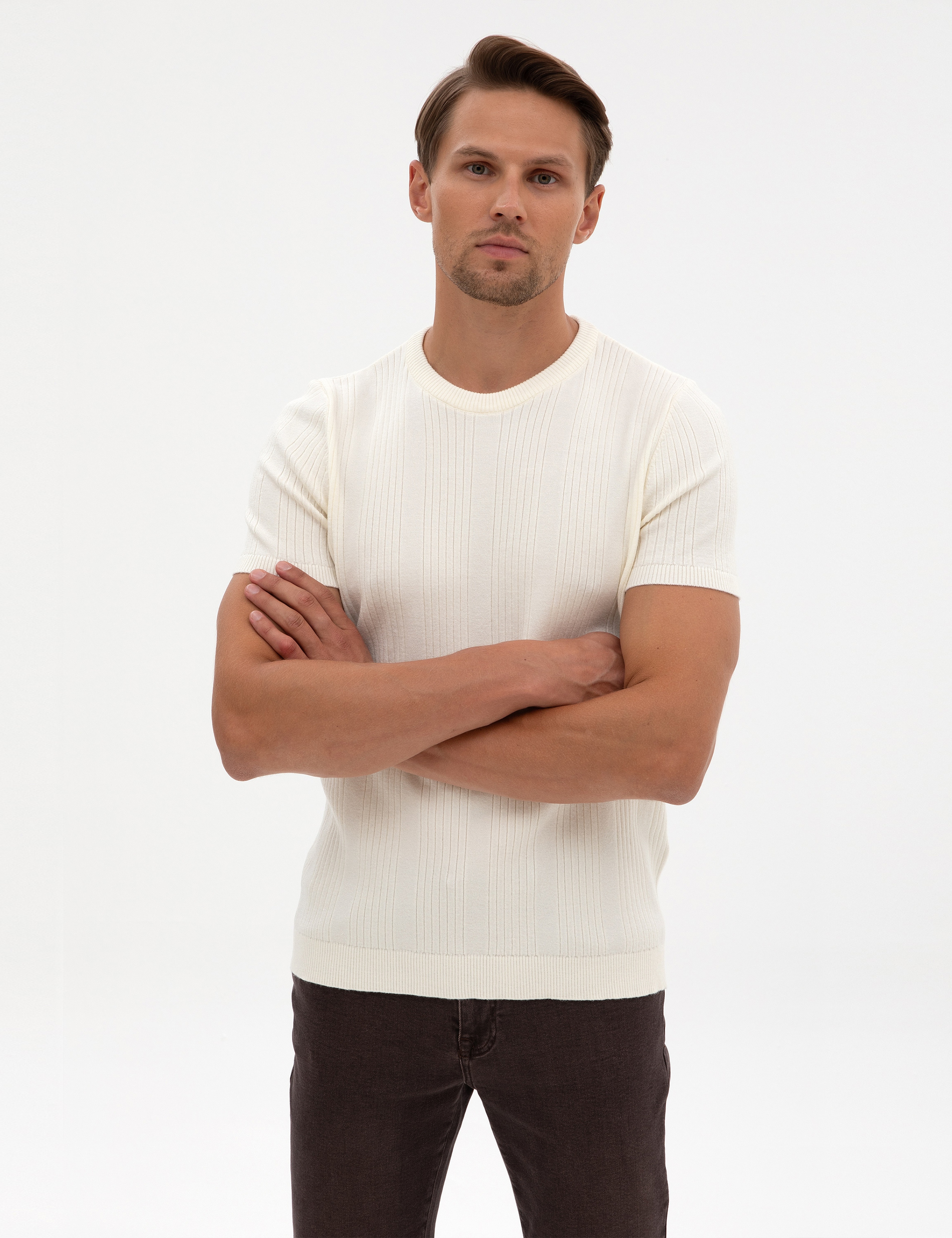 Ekru Slim Fit Bisiklet Yaka Triko Kazak