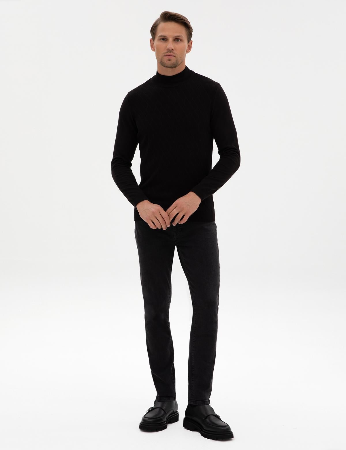 Siyah Slim Fit Yarım Balıkçı Yaka Triko Kazak - 50318128006