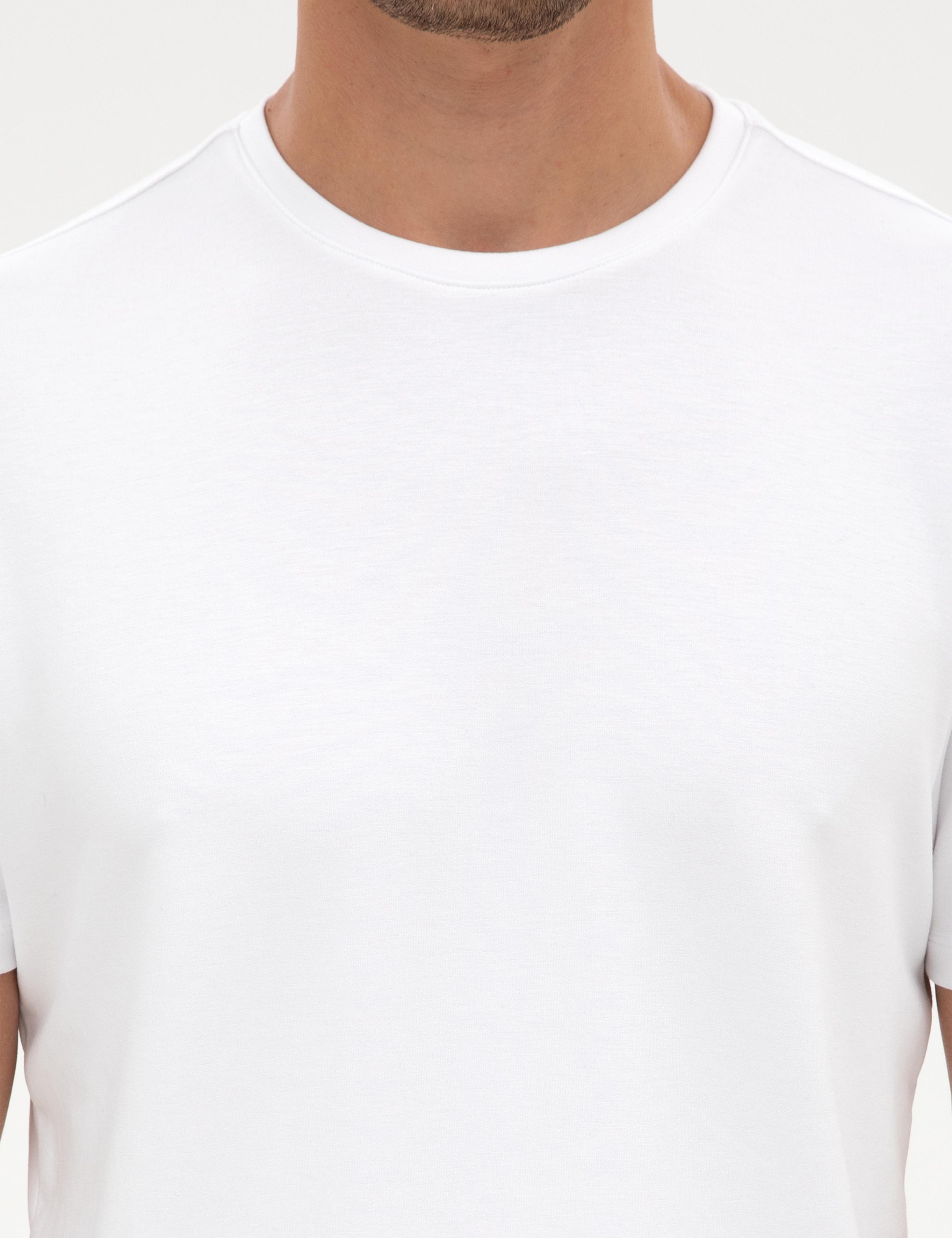 Beyaz Regular Fit Kalın Dokulu Bisiklet Yaka Basic Tişört