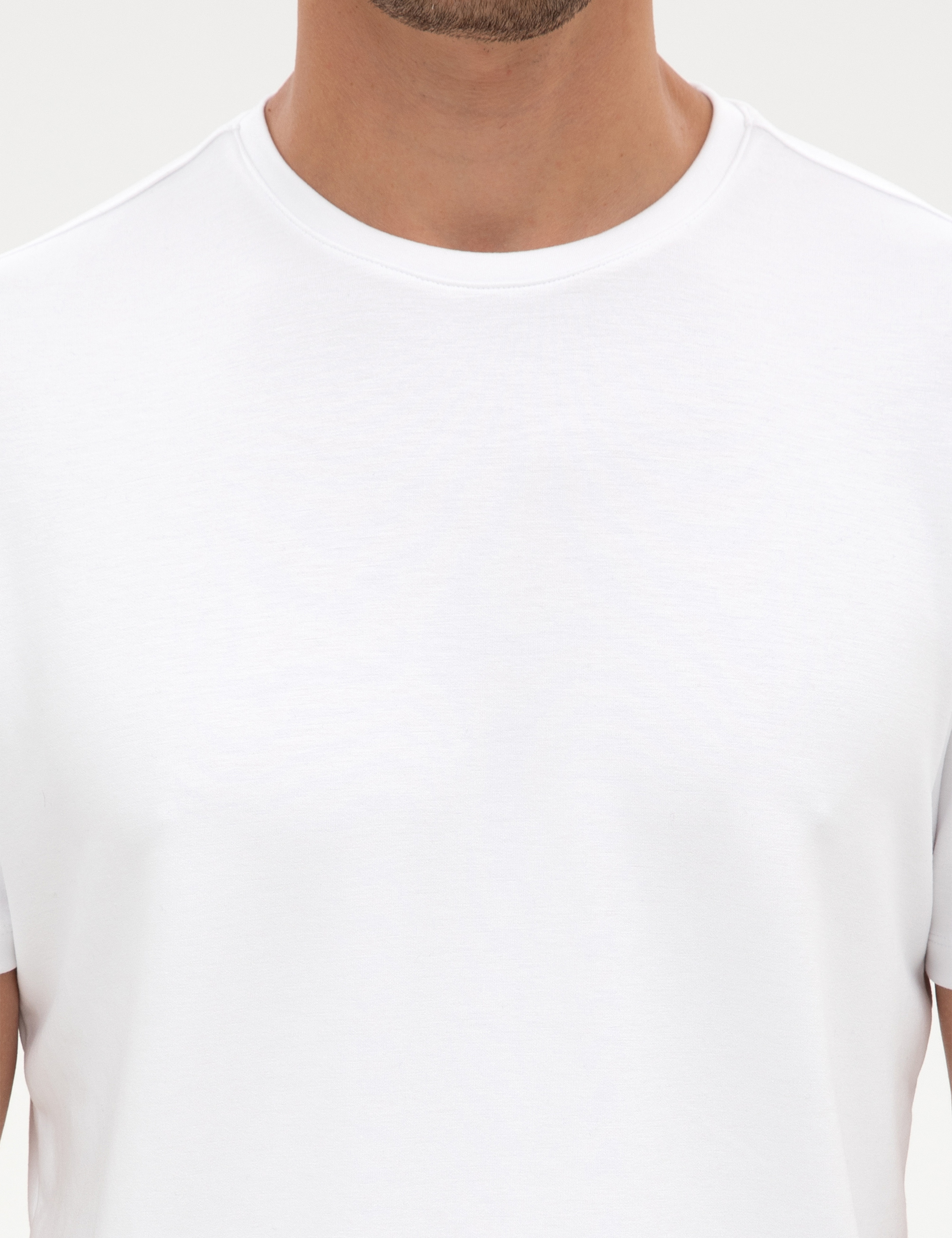 Beyaz Regular Fit Kalın Dokulu Bisiklet Yaka Basic Tişört - Image 6
