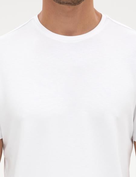 Beyaz Regular Fit Kalın Dokulu Bisiklet Yaka Basic Tişört - 50318130008