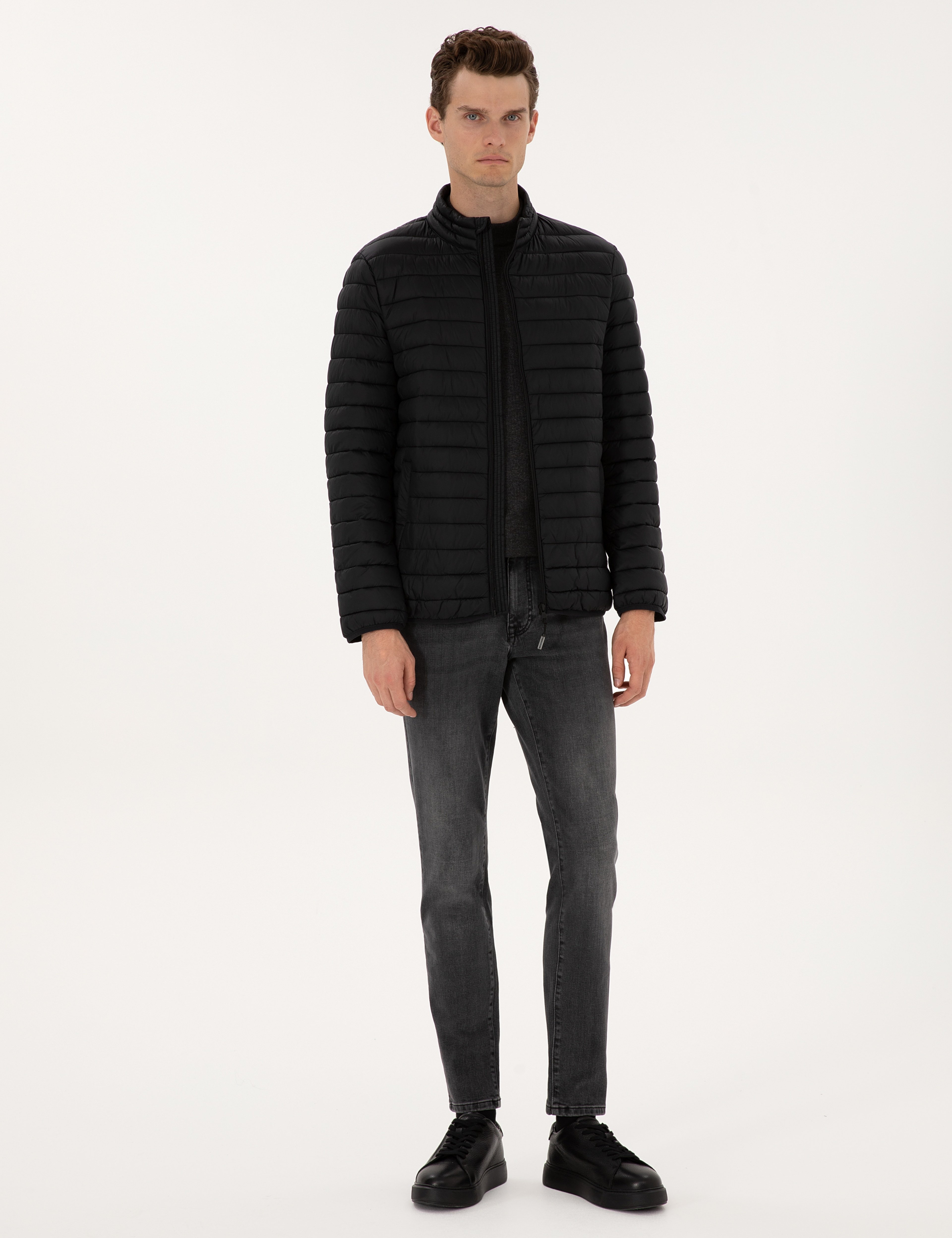 Siyah Kapitone Basic Mont