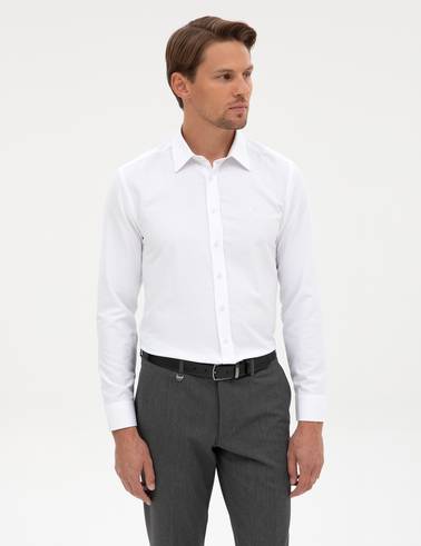 Beyaz Slim Fit Çizgi Dokulu Uzun Kollu Gömlek
