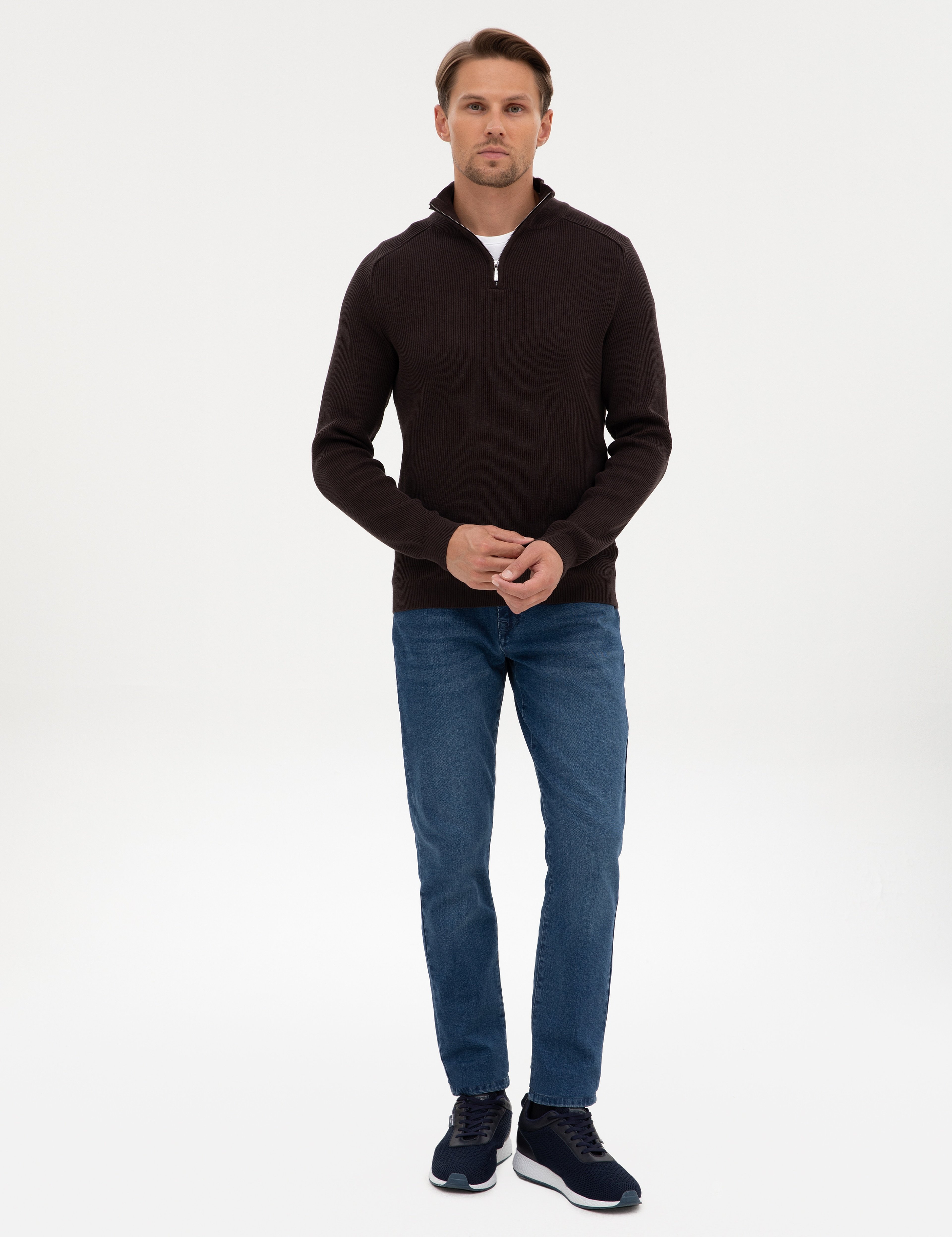 Koyu Kahverengi Slim Fit Dik Yaka Fermuarlı Triko Kazak - Image 4