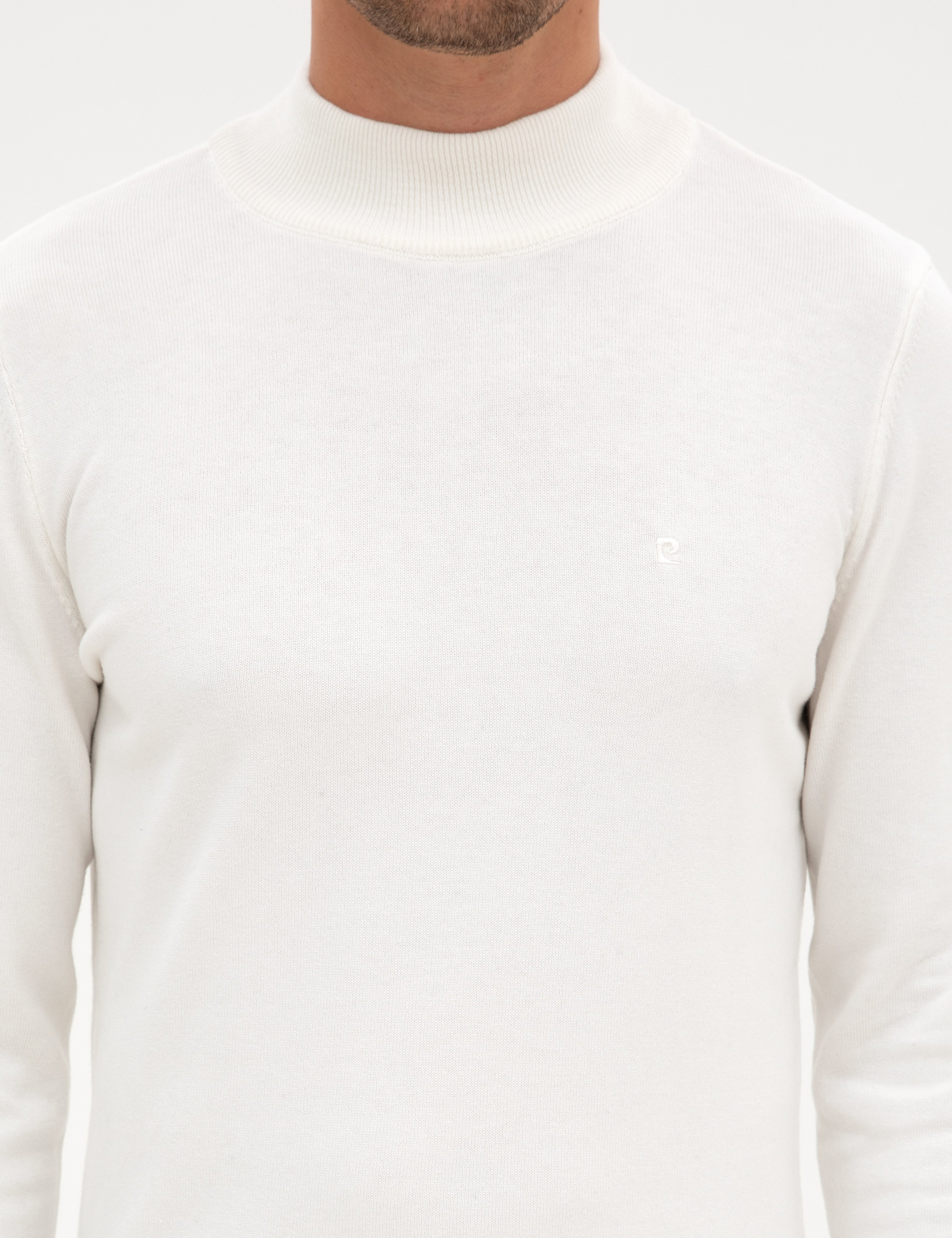 Ekru Slim Fit Yarım Balıkçı Yaka Basic Triko Kazak