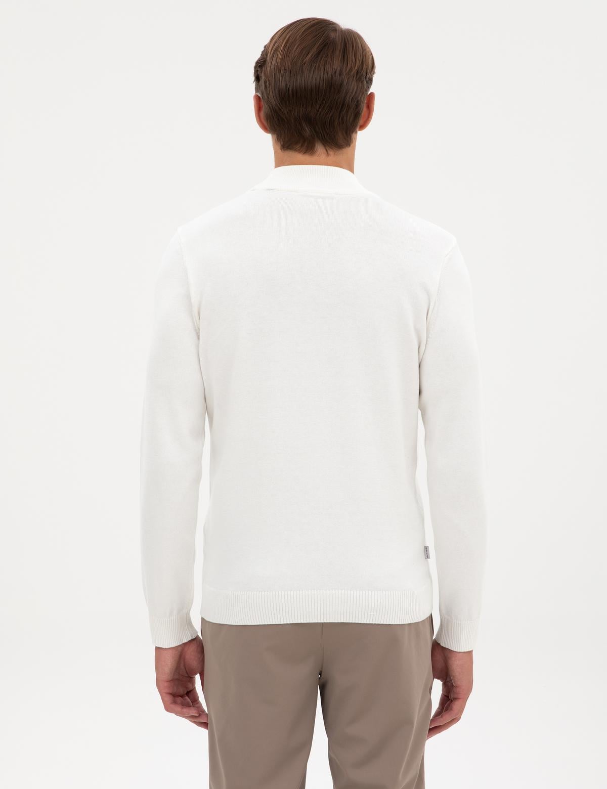 Ekru Slim Fit Yarım Balıkçı Yaka Basic Triko Kazak - 50315457001