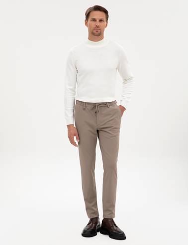 Ekru Slim Fit Yarım Balıkçı Yaka Basic Triko Kazak