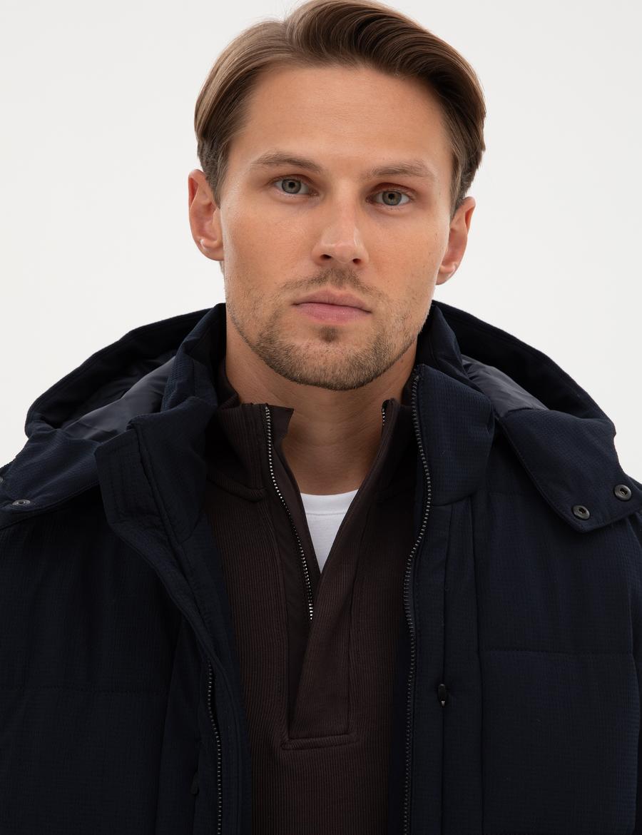 Lacivert Kapüşonlu Mont